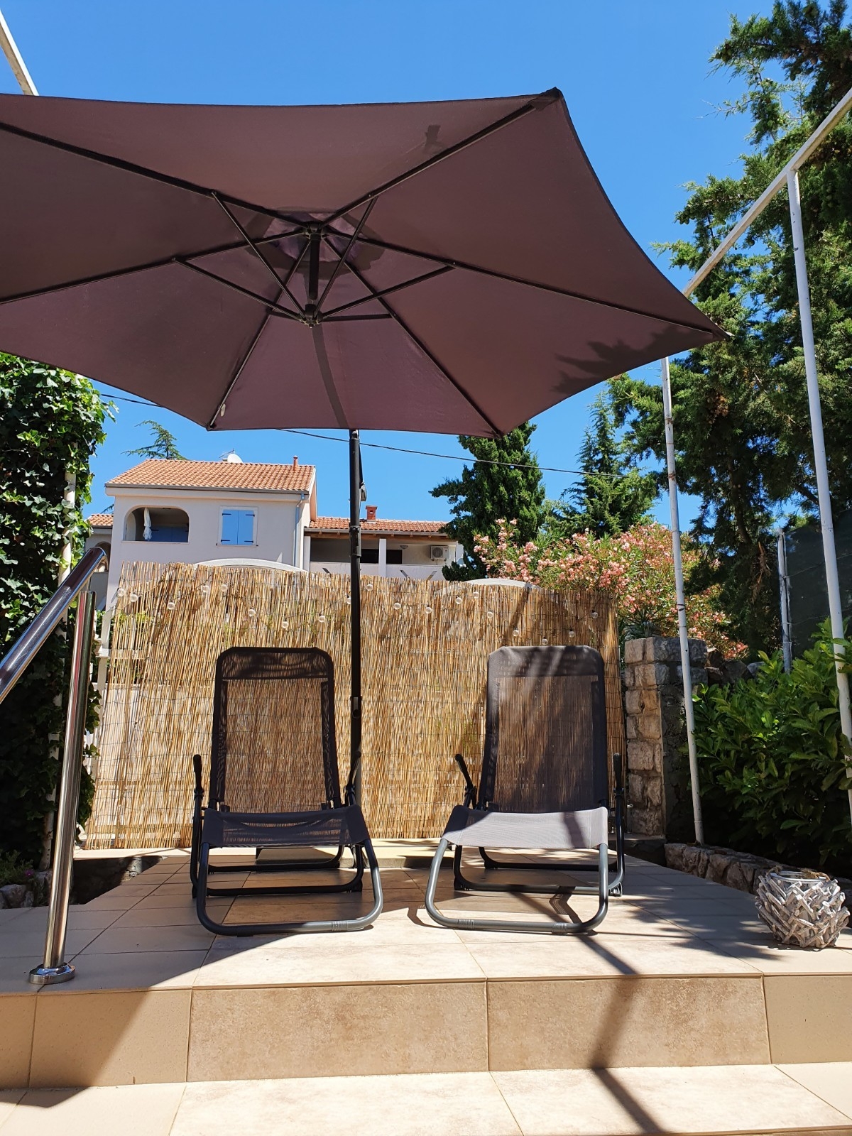 Studio flat with terrace Pinezići, Krk  AS-a
