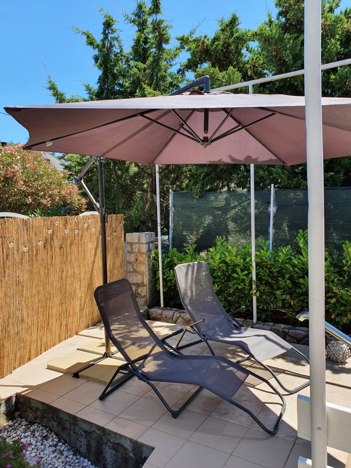 Studio flat with terrace Pinezići, Krk  AS-a