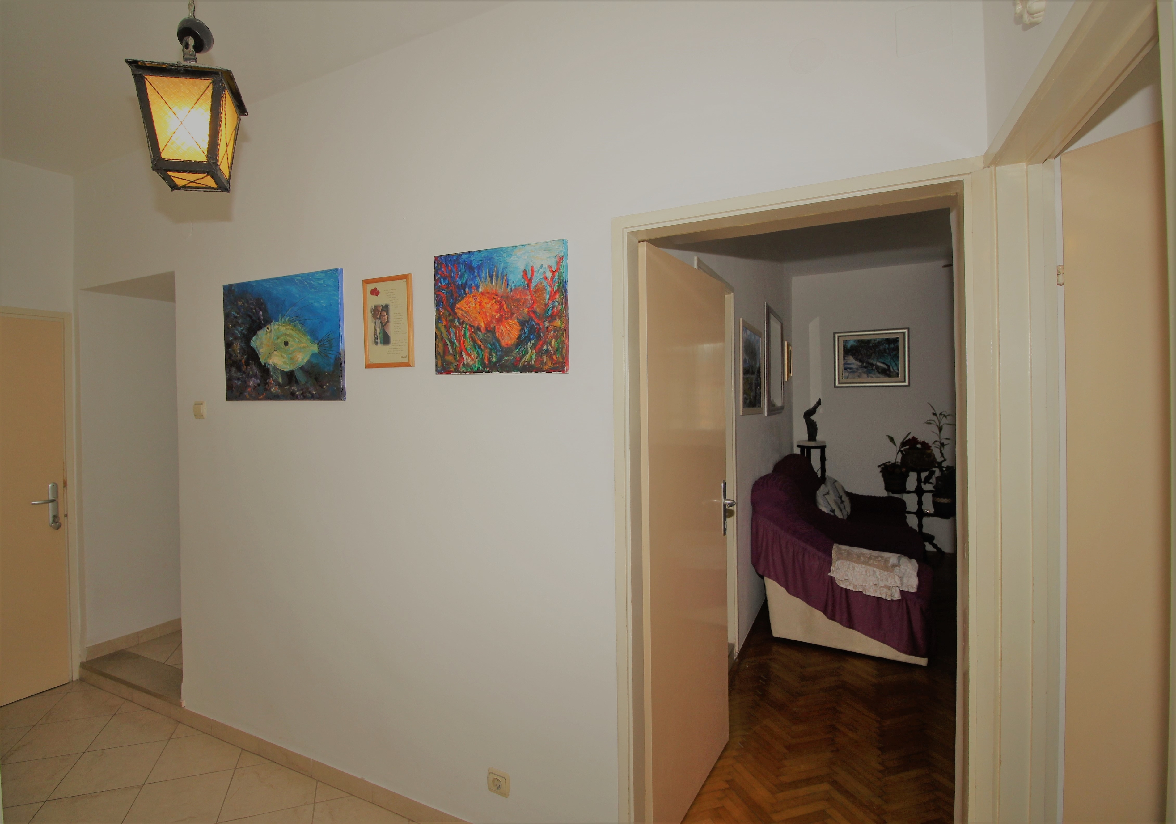 One bedroom apartment with balcony and sea view Postira, Brač  A-a