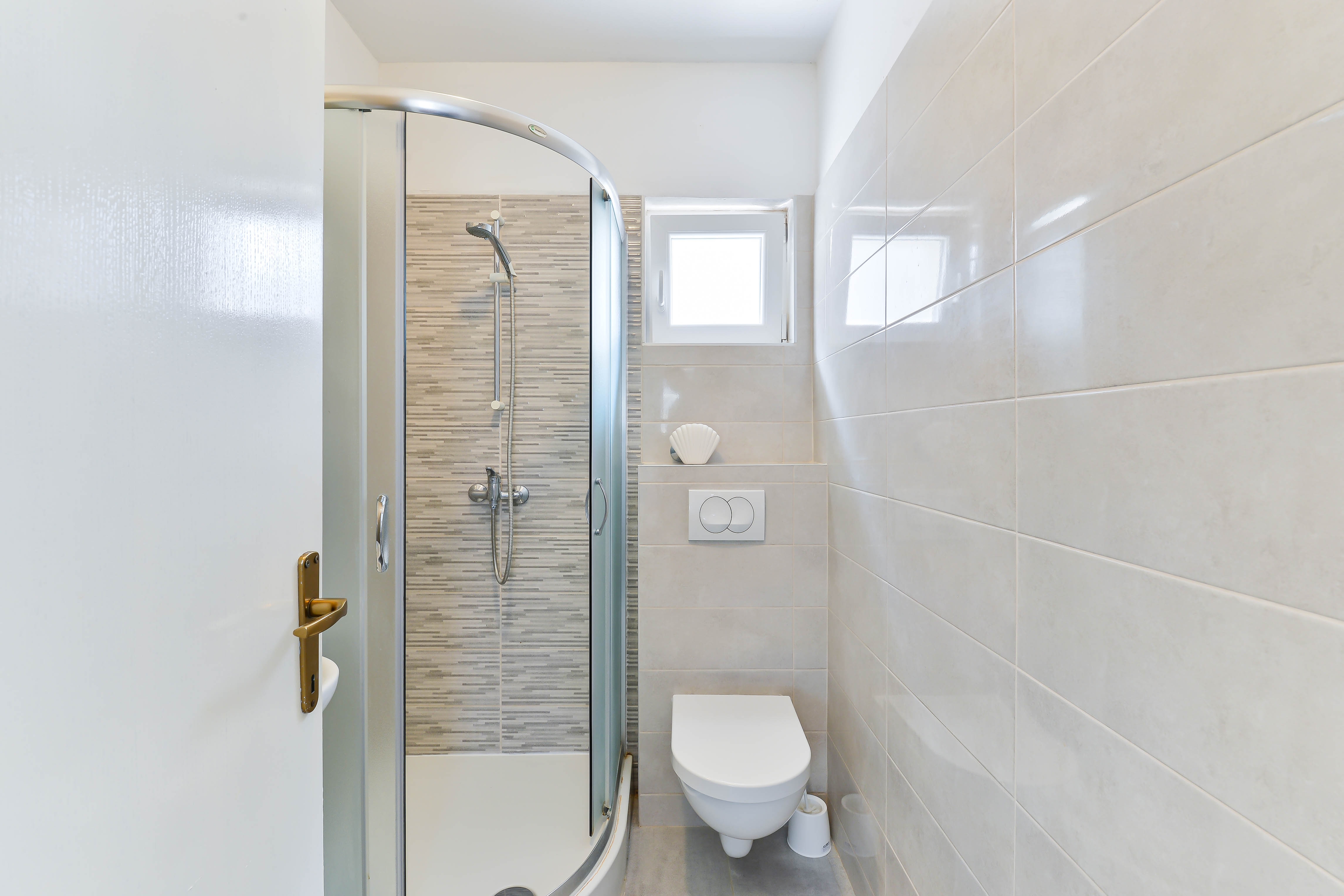 Four bedroom house with terrace and sea view Pakoštane, Biograd  K