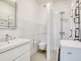 Koupelna 1 Pirovac, Koupelna 1 v ubytování typu apartment, WiFi.