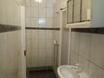 Ванная комната Supetarska Draga - Gonar, Ванная комната в размещении типа studio-apartment, WiFi.