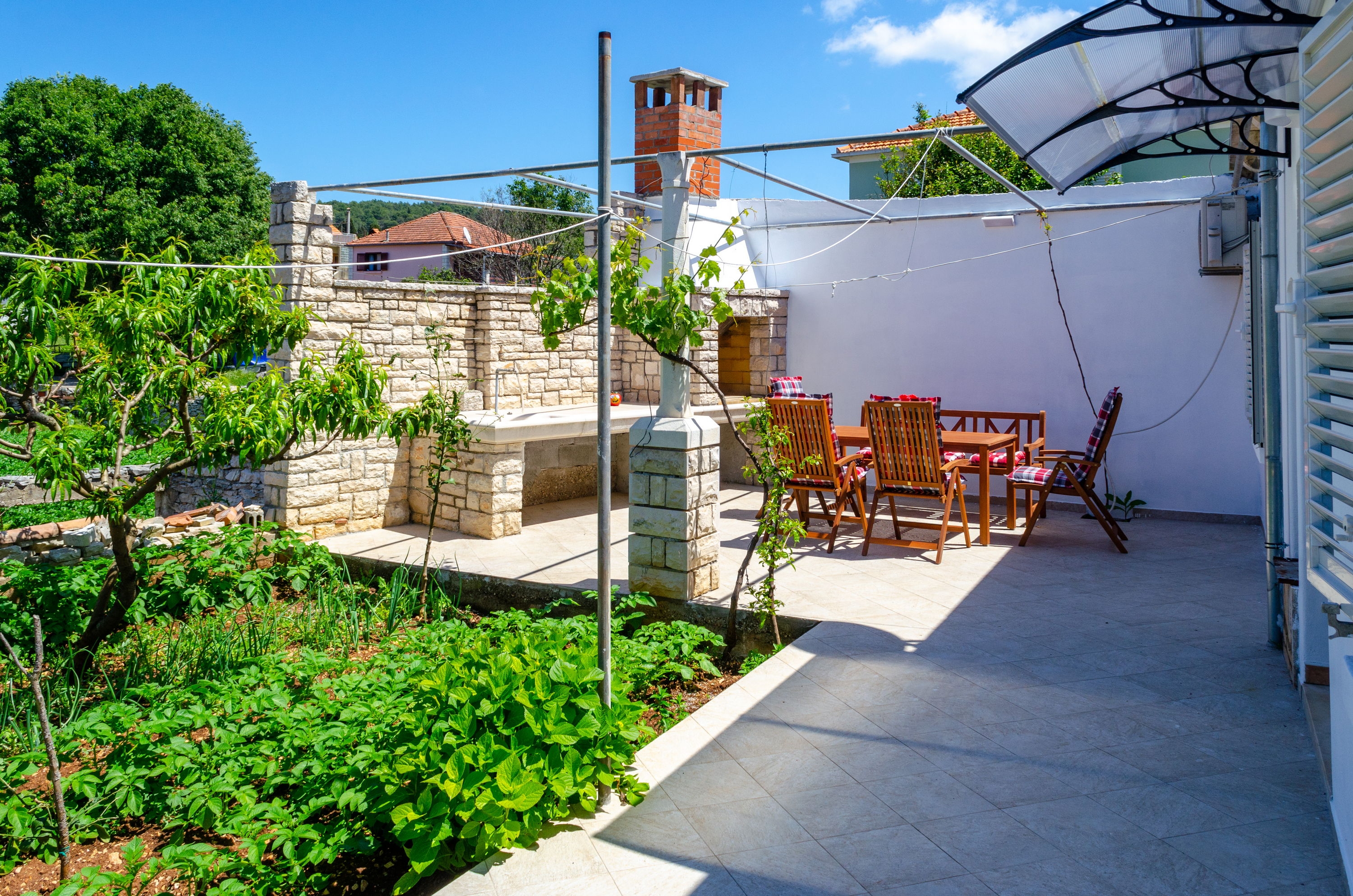 Dvosobna kuća s klimom Vela Luka, Korčula  K