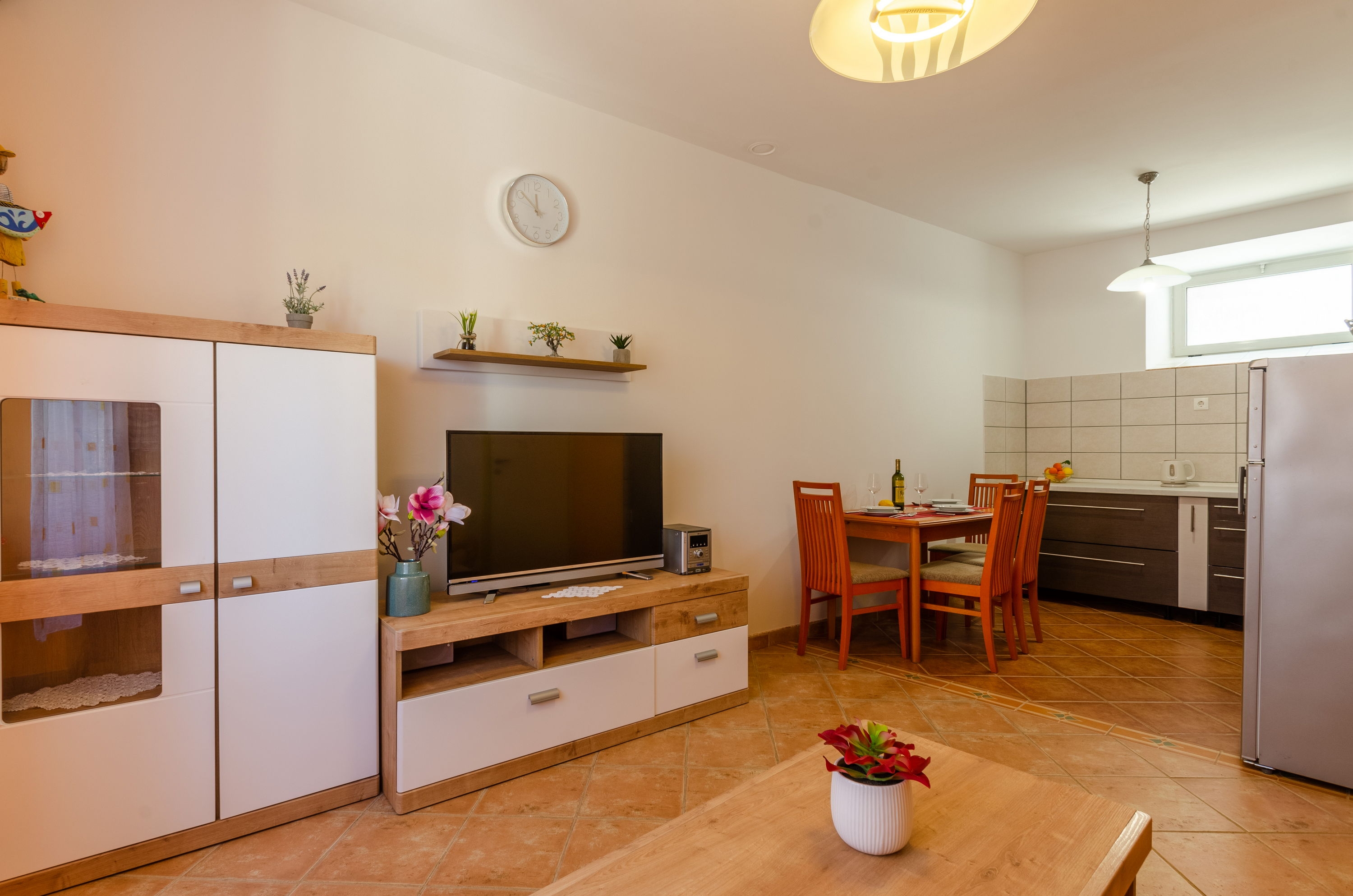 Dvosobna kuća s klimom Vela Luka, Korčula  K