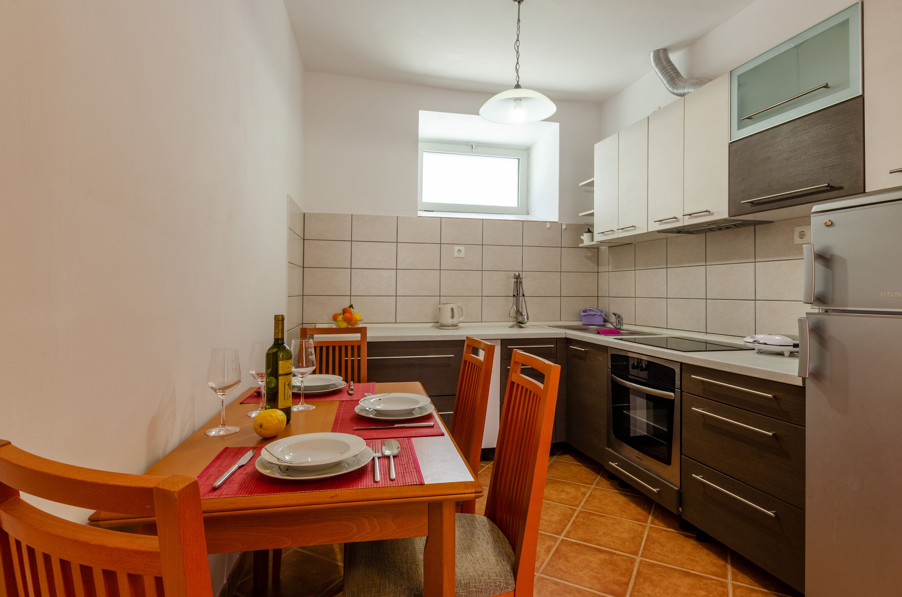 Dvosobna kuća s klimom Vela Luka, Korčula  K