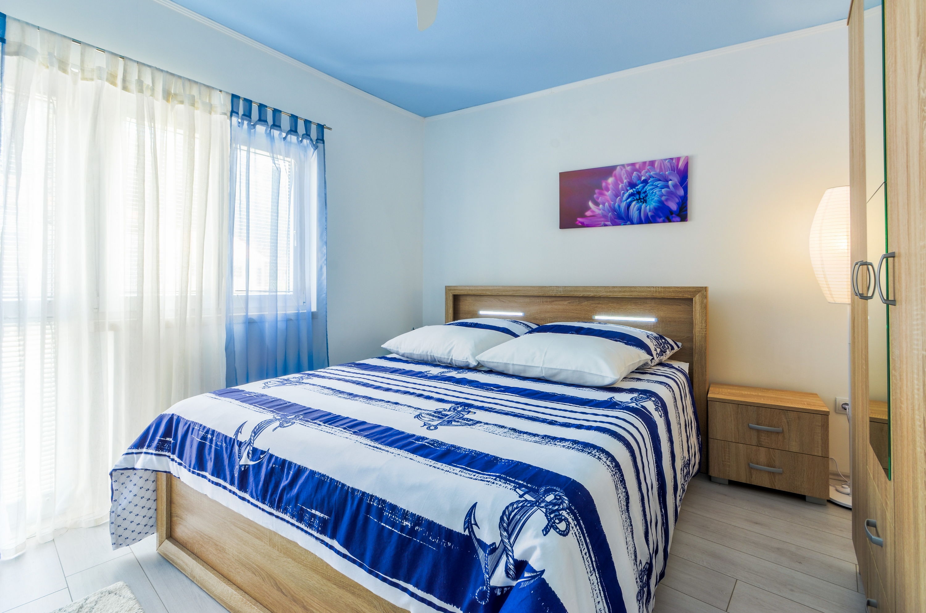 One bedroom house with terrace and sea view Zavalatica, Korčula  K