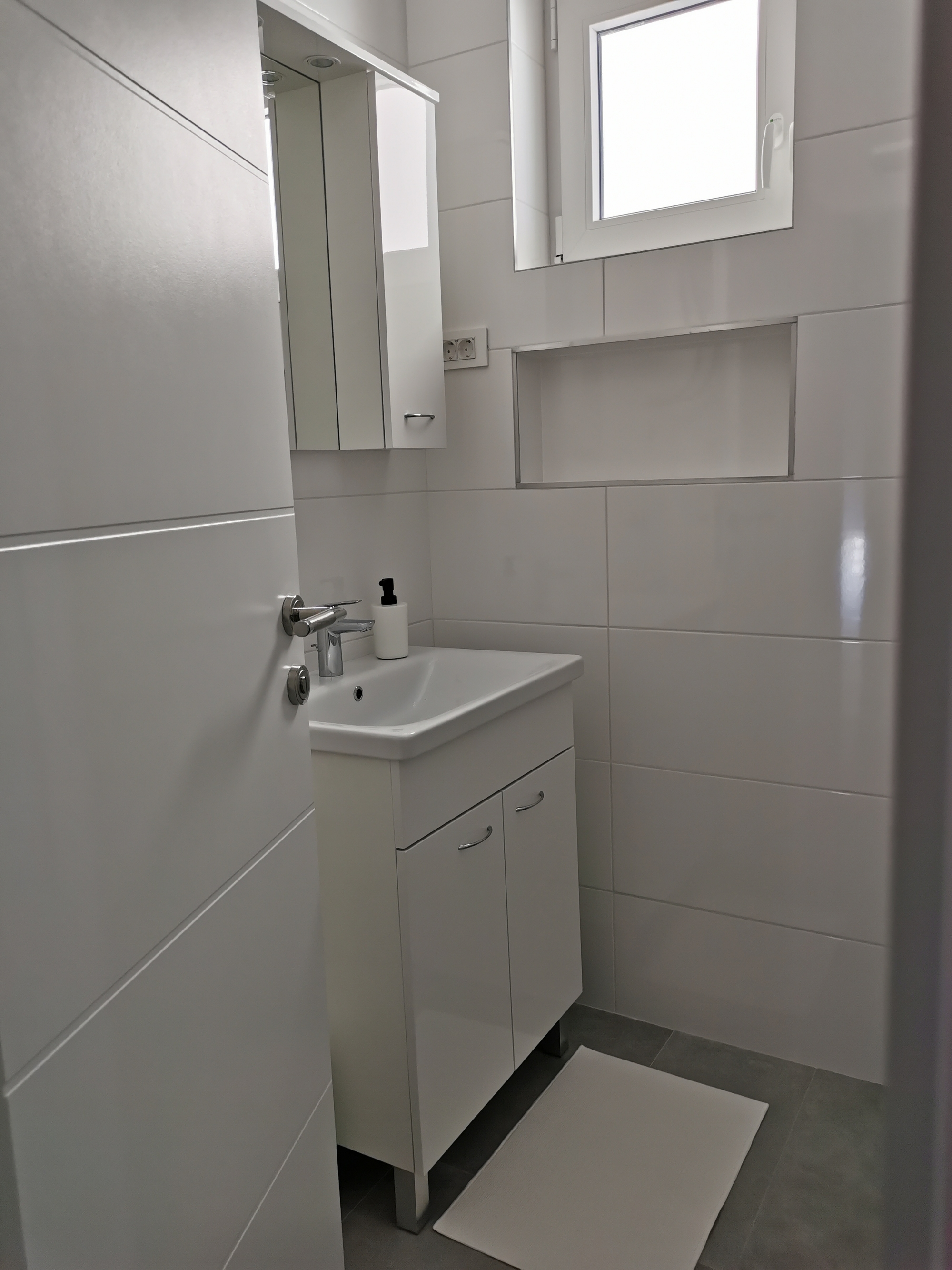 Two bedroom apartment with terrace Vrsi - Mulo, Zadar  A-b
