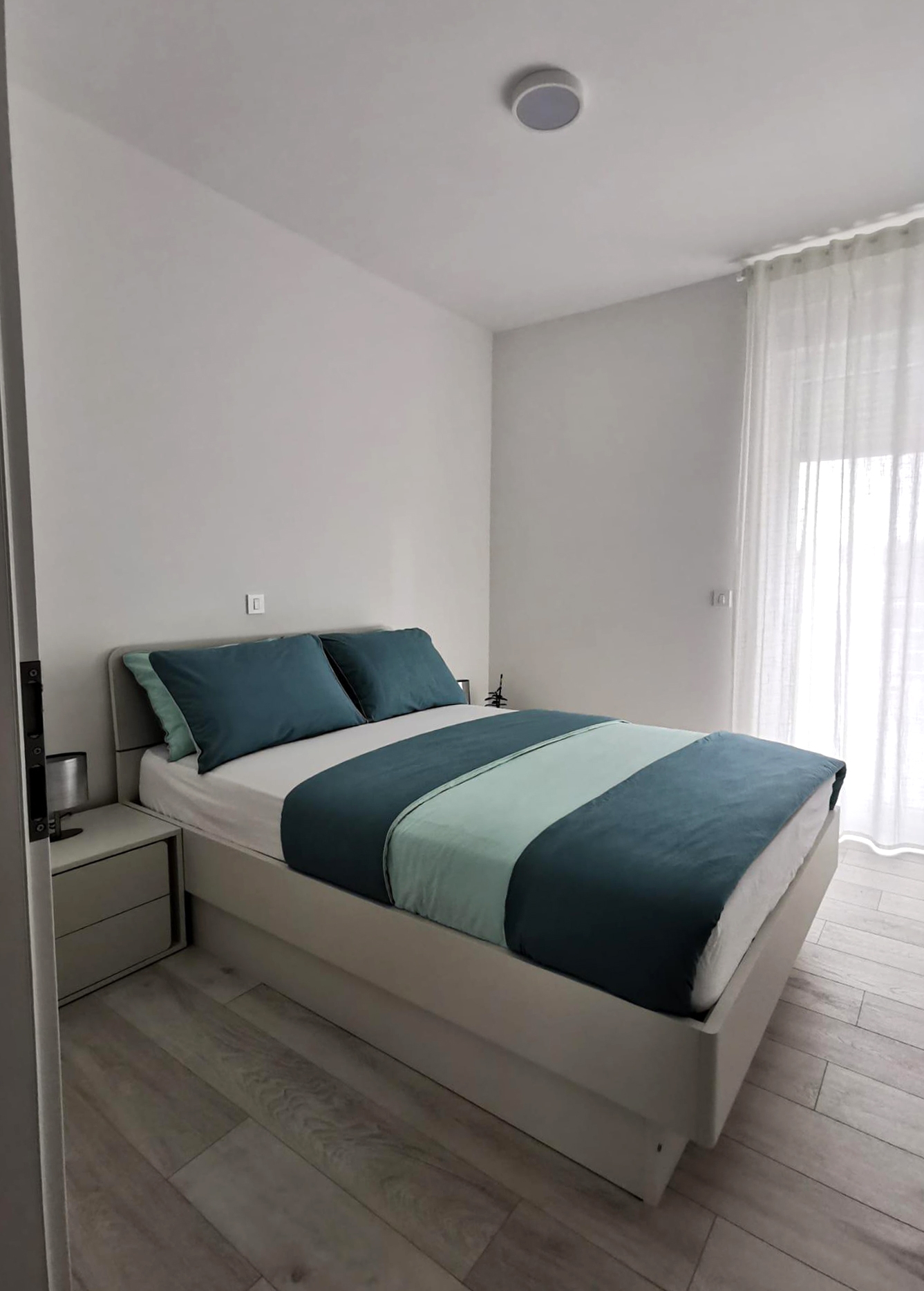 Two bedroom apartment with terrace Vrsi - Mulo, Zadar  A-b