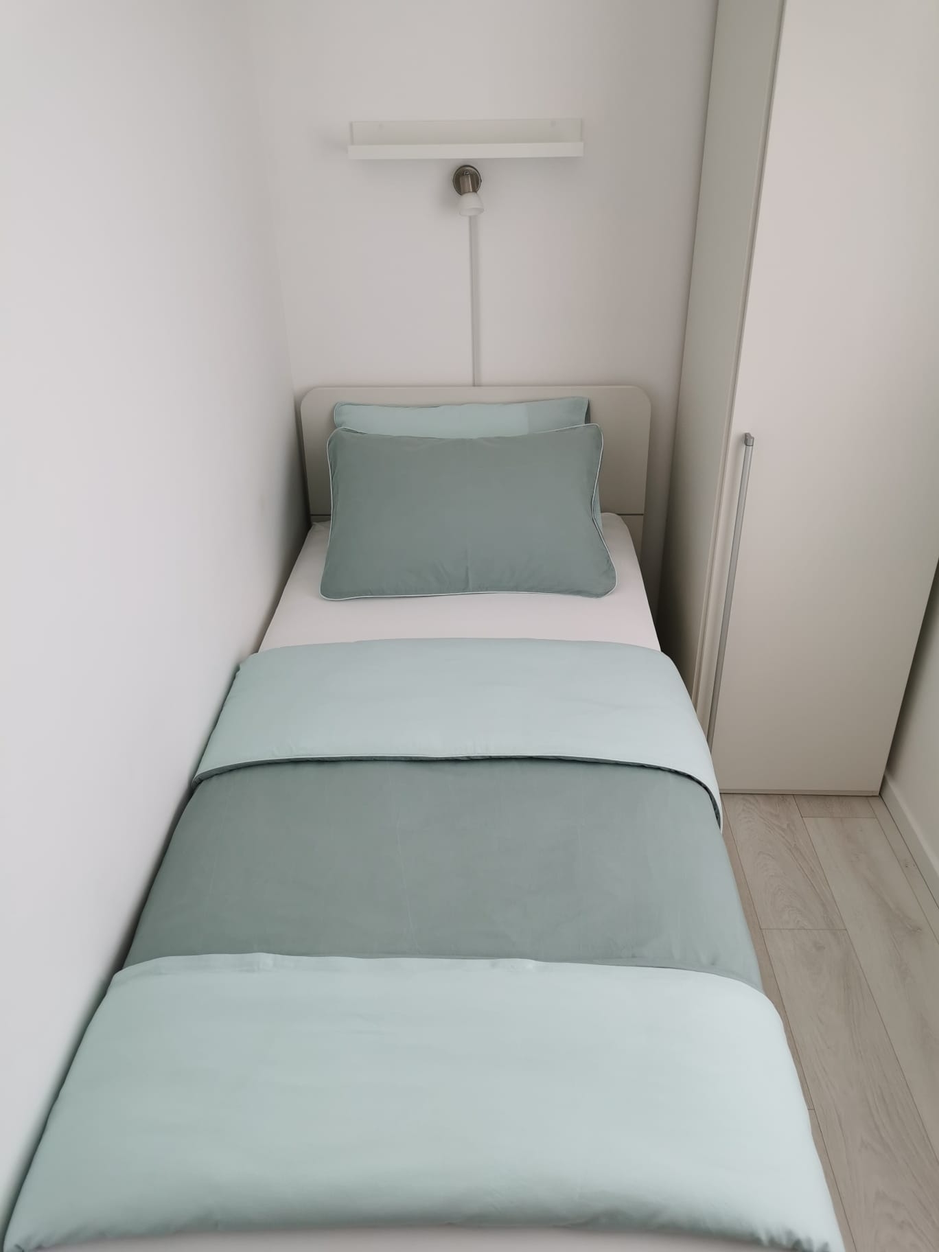 Two bedroom apartment with terrace Vrsi - Mulo, Zadar  A-b