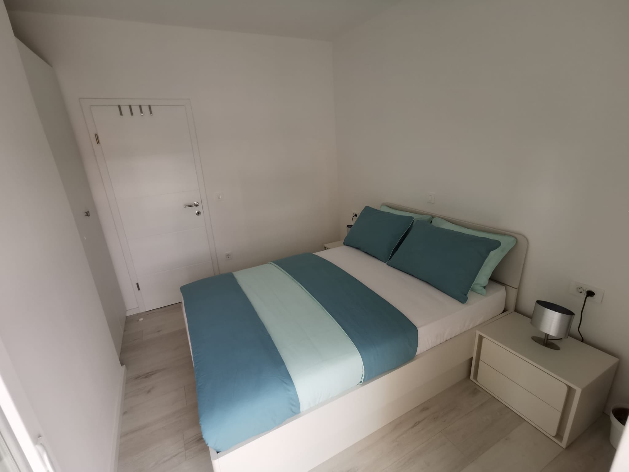 Two bedroom apartment with terrace Vrsi - Mulo, Zadar  A-b