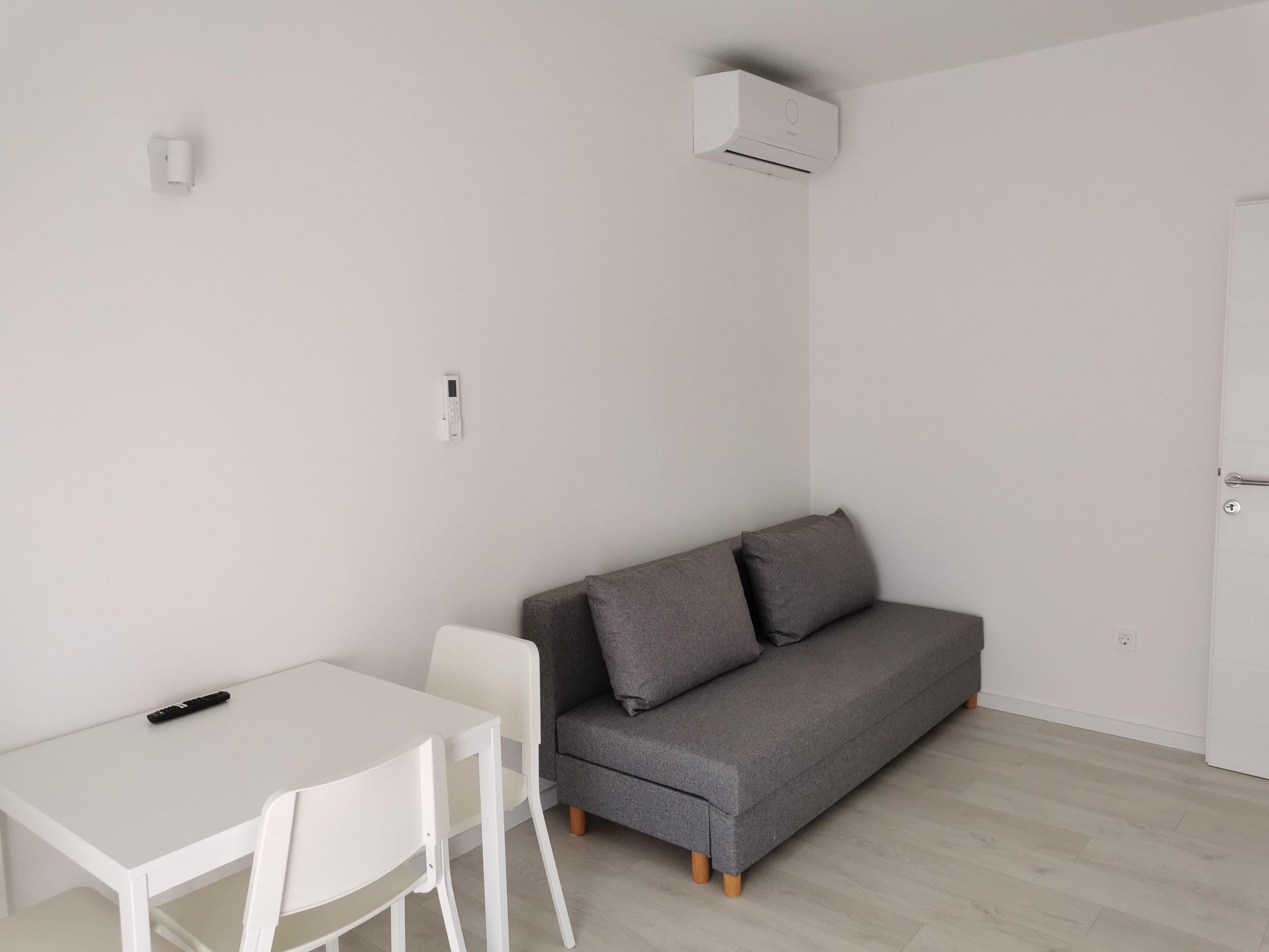 Two bedroom apartment with terrace Vrsi - Mulo, Zadar  A-b