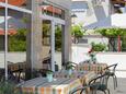 Courtyard Supetar, Brač, Courtyard 19049 - Rooms near sea with pebble beach.