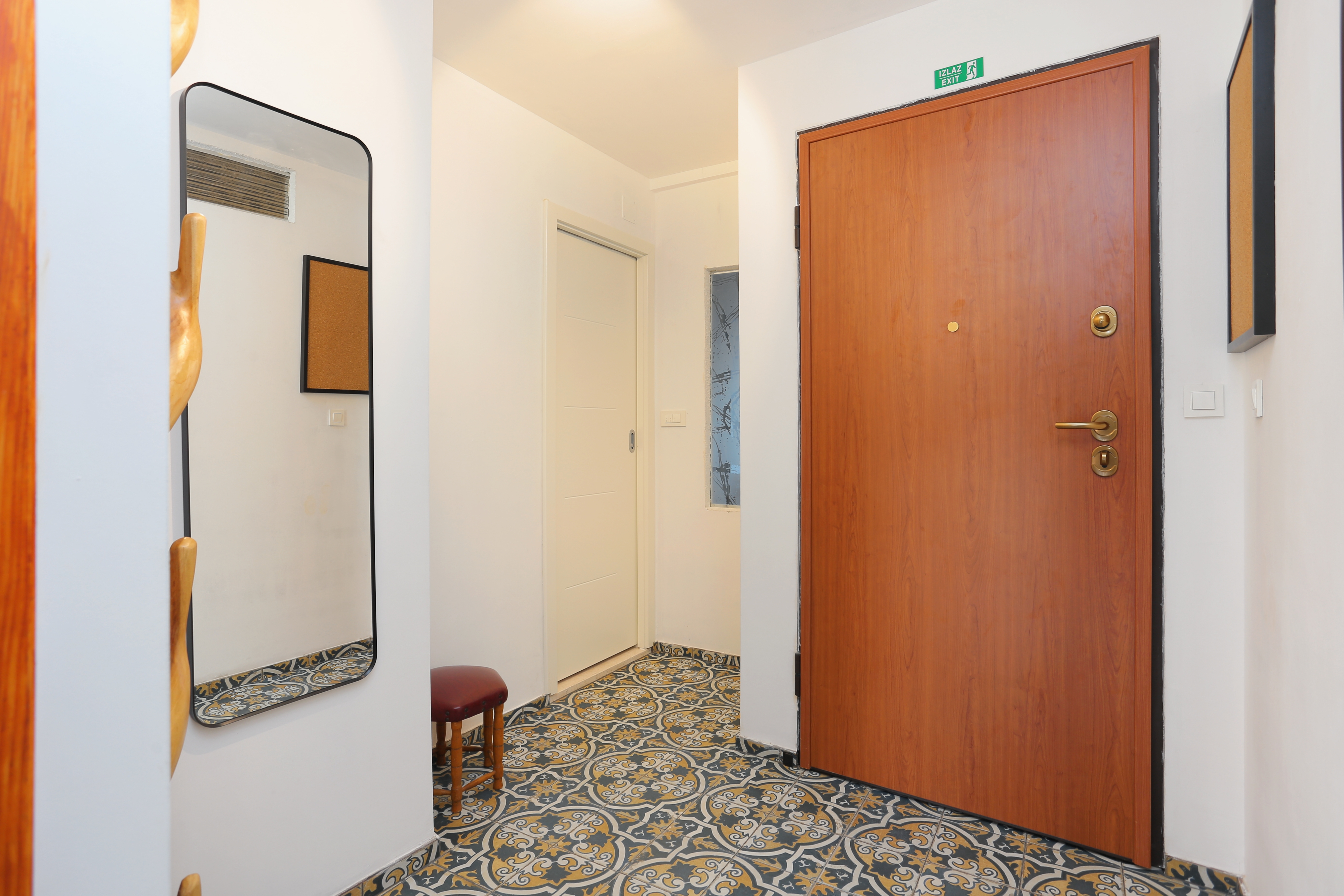 Two bedroom apartment with balcony Omiš  A-a