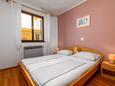 Спальня 2 Rabac, Спальня 2 в размещении типа apartment, WiFi.