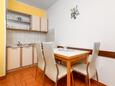 Dining room Rabac, Dining room in the apartment, air condition available and WiFi.