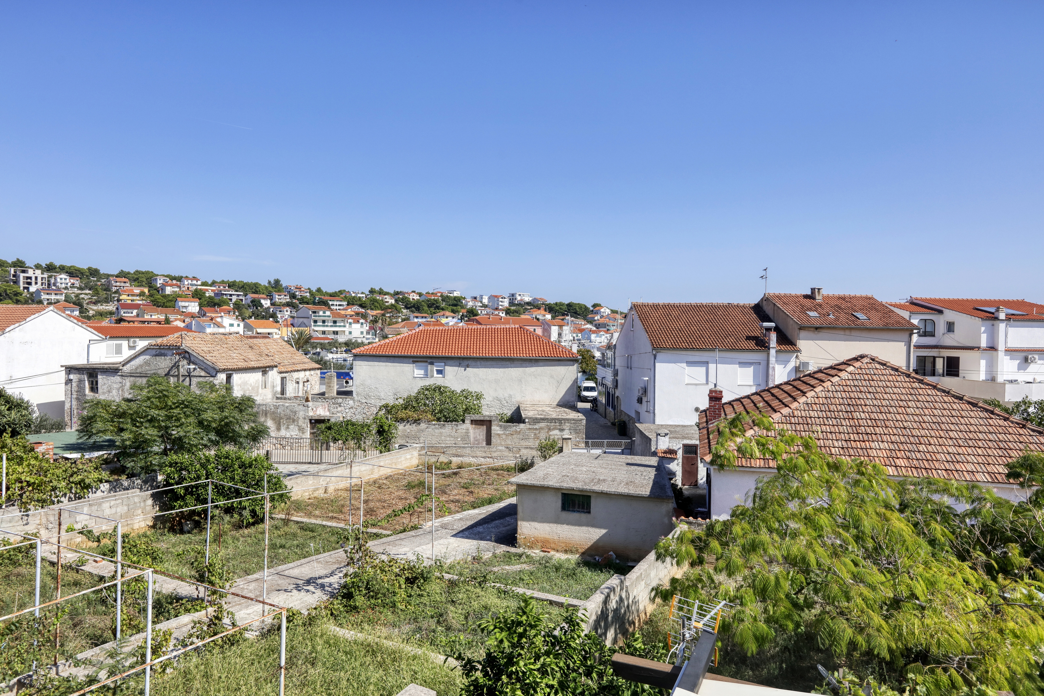 One bedroom apartment with terrace Jezera, Murter  A-a