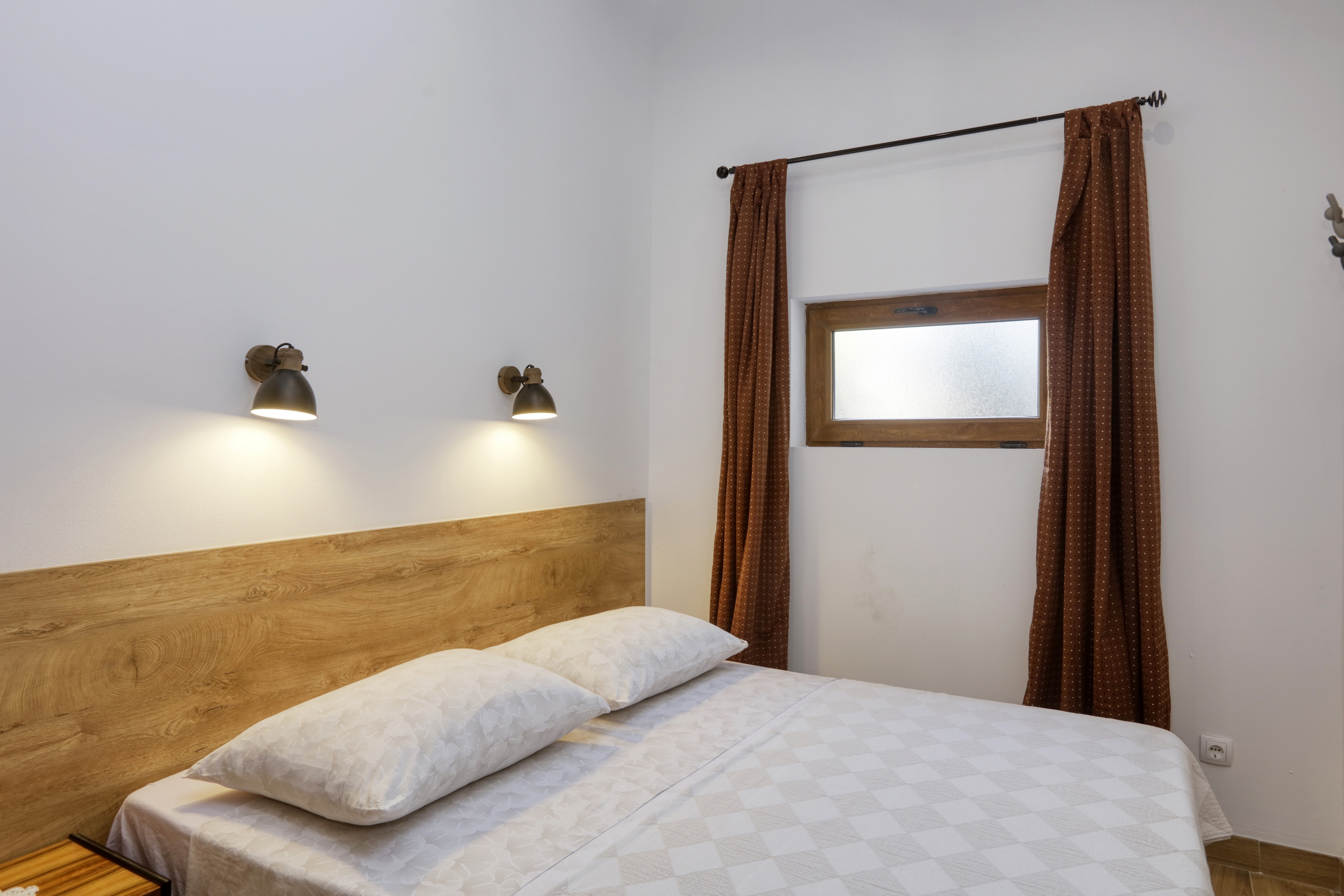 One bedroom apartment with terrace Jezera, Murter  A-d