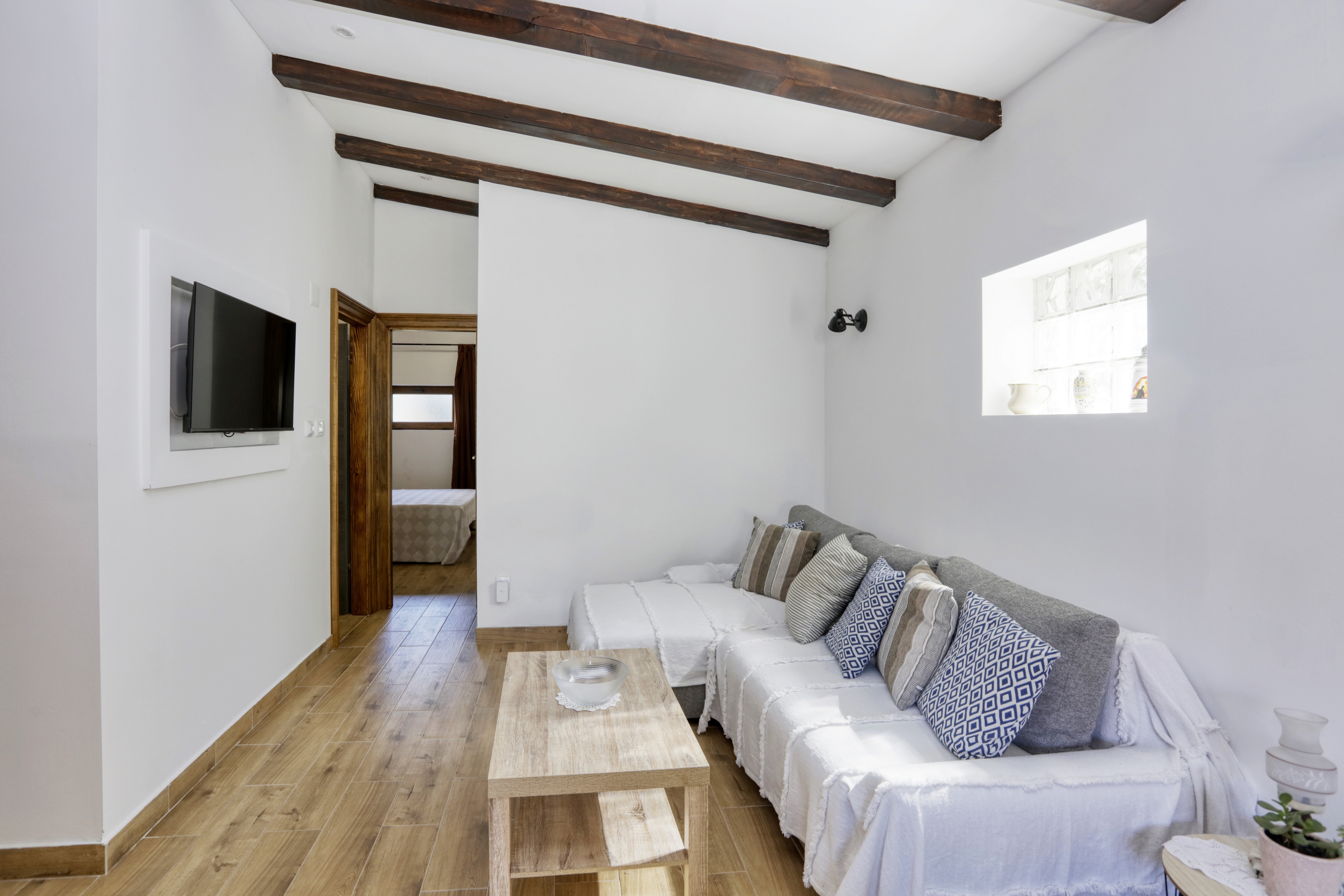 One bedroom apartment with terrace Jezera, Murter (A-19056-d)