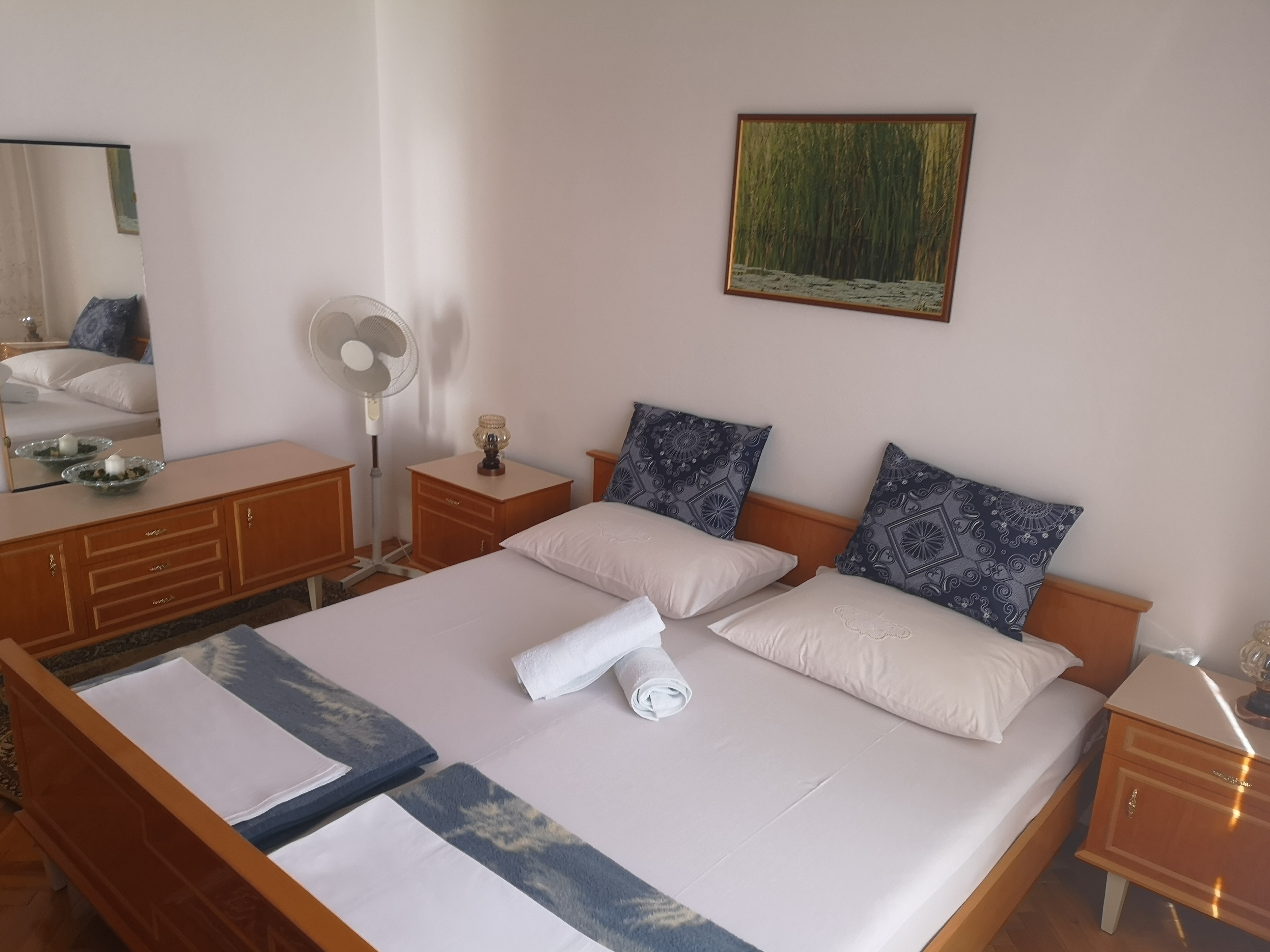 Three bedroom apartment with balcony and sea view Novi Vinodolski  A-a