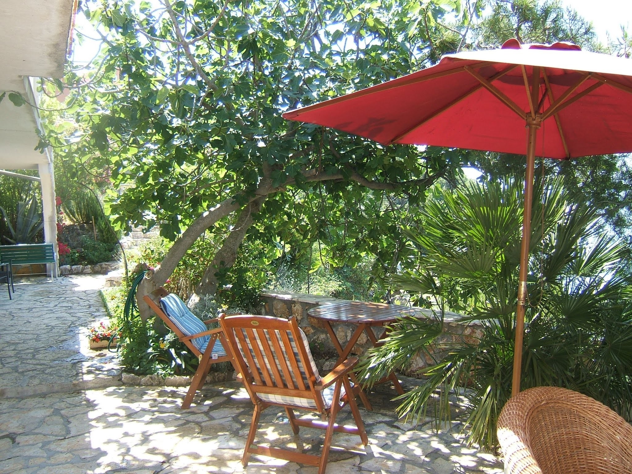 Three bedroom apartment near beach Podaca, Makarska  A-b