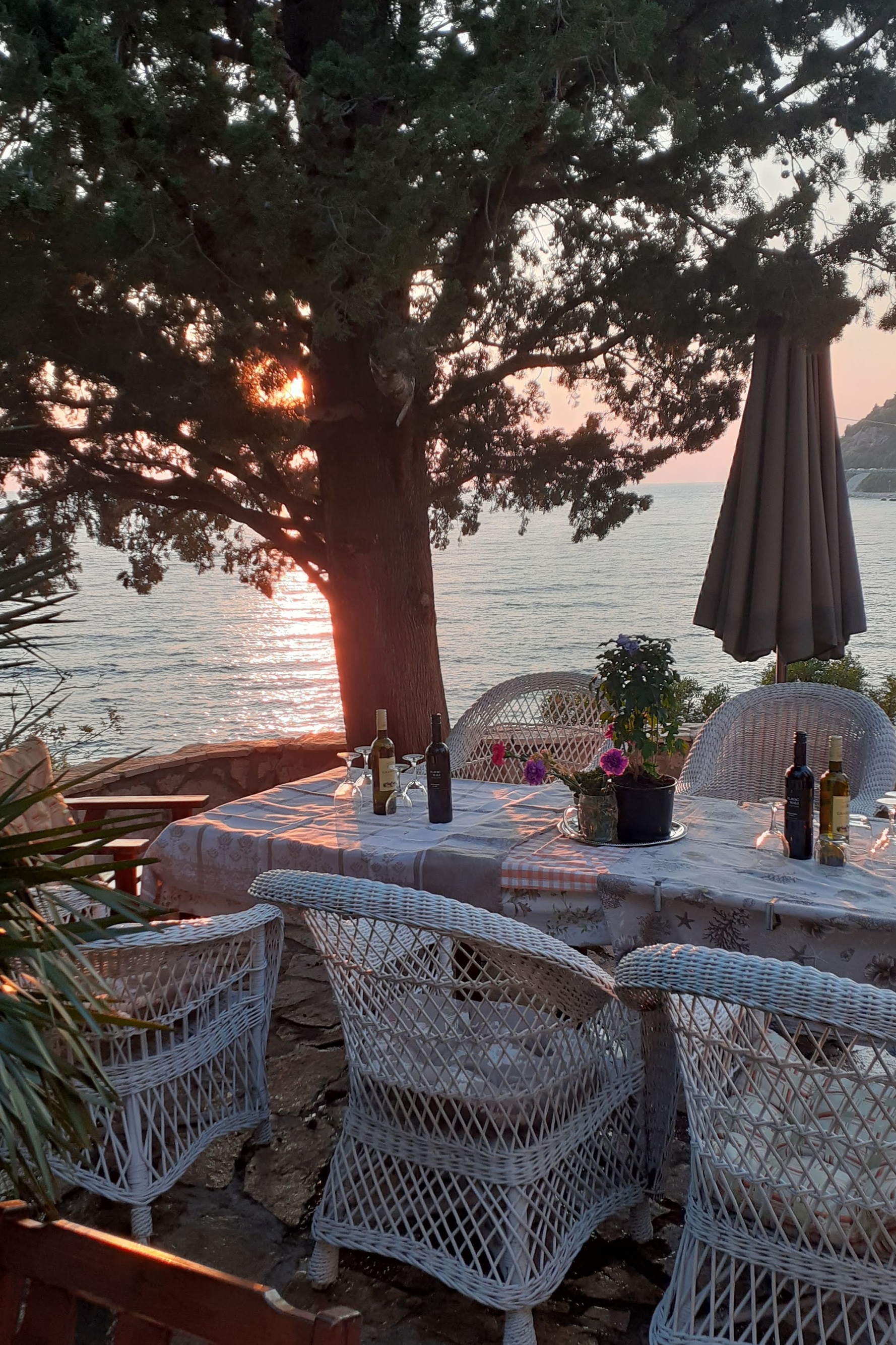 Three bedroom apartment near beach Podaca, Makarska  A-b
