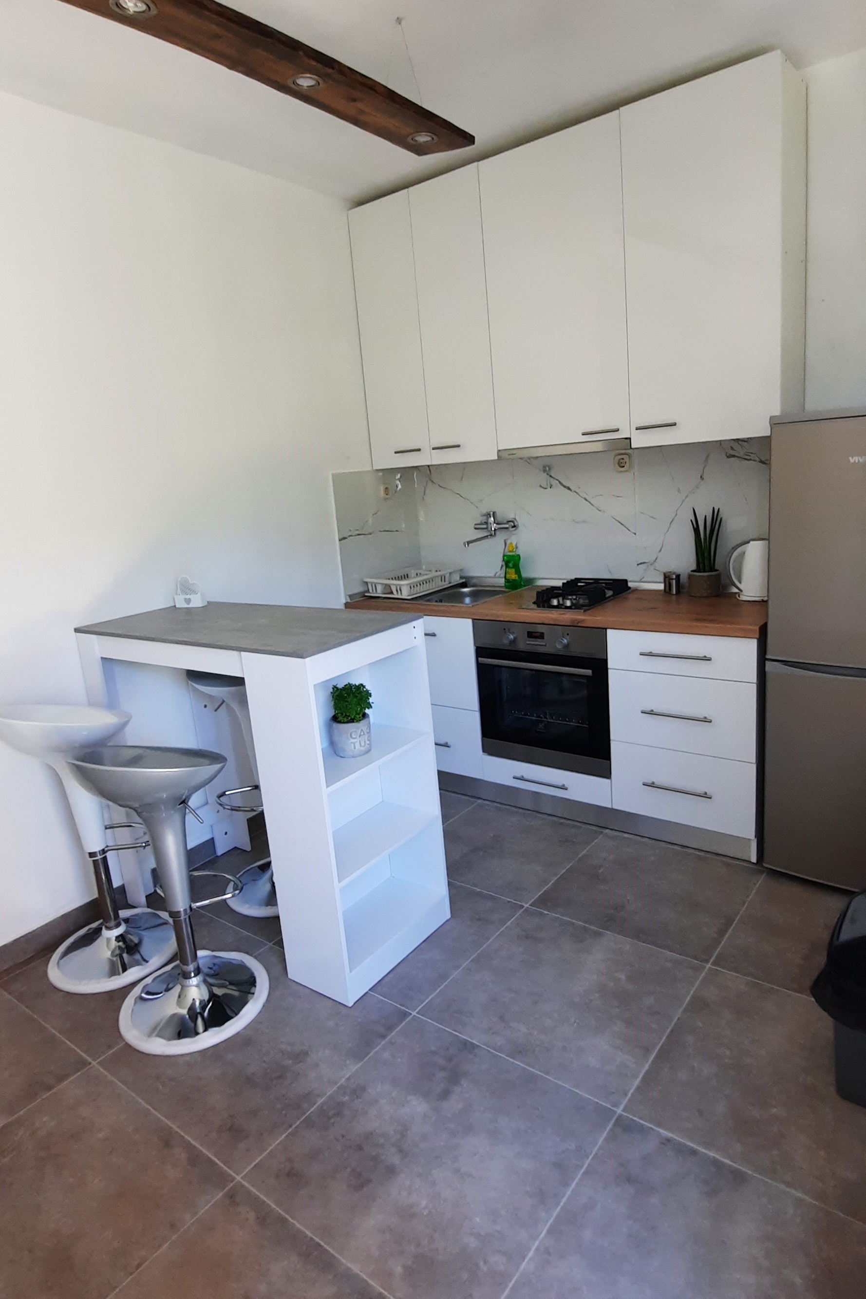 One bedroom apartment near beach Žuljana, Pelješac (A-19080-a)