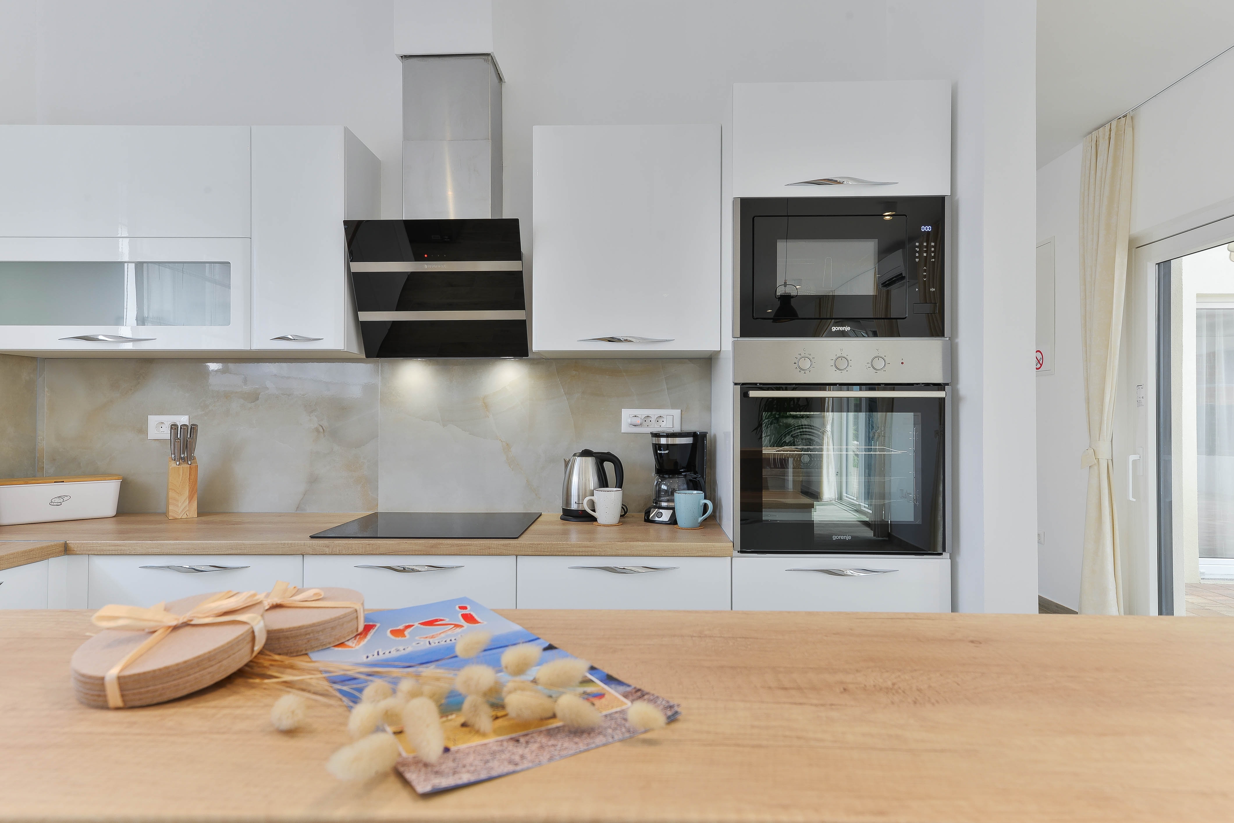Four bedroom house with terrace Vrsi - Mulo, Zadar  K