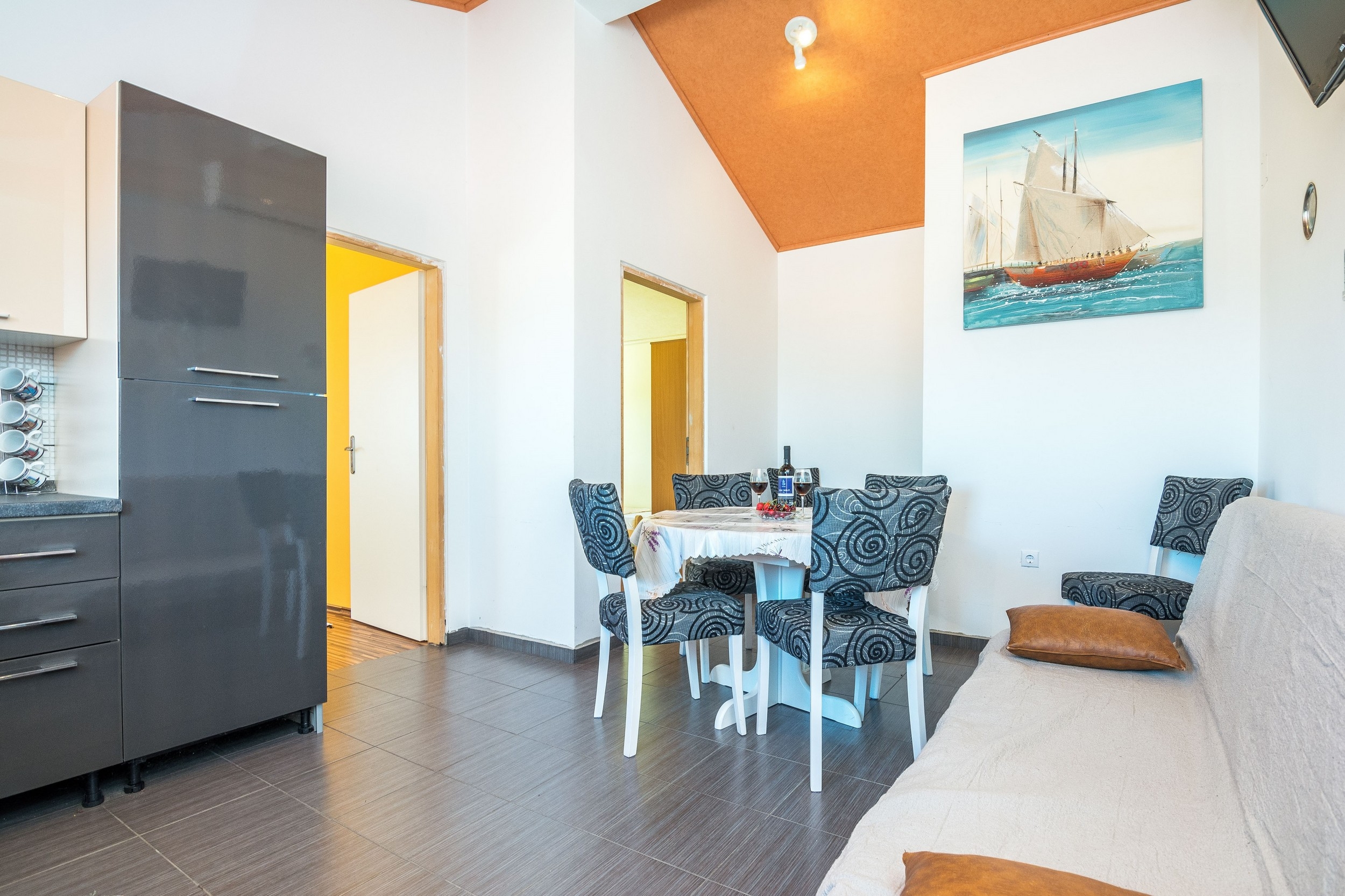 Two bedroom apartment with terrace and sea view Vir - Lozice, Vir (A-19099-a)