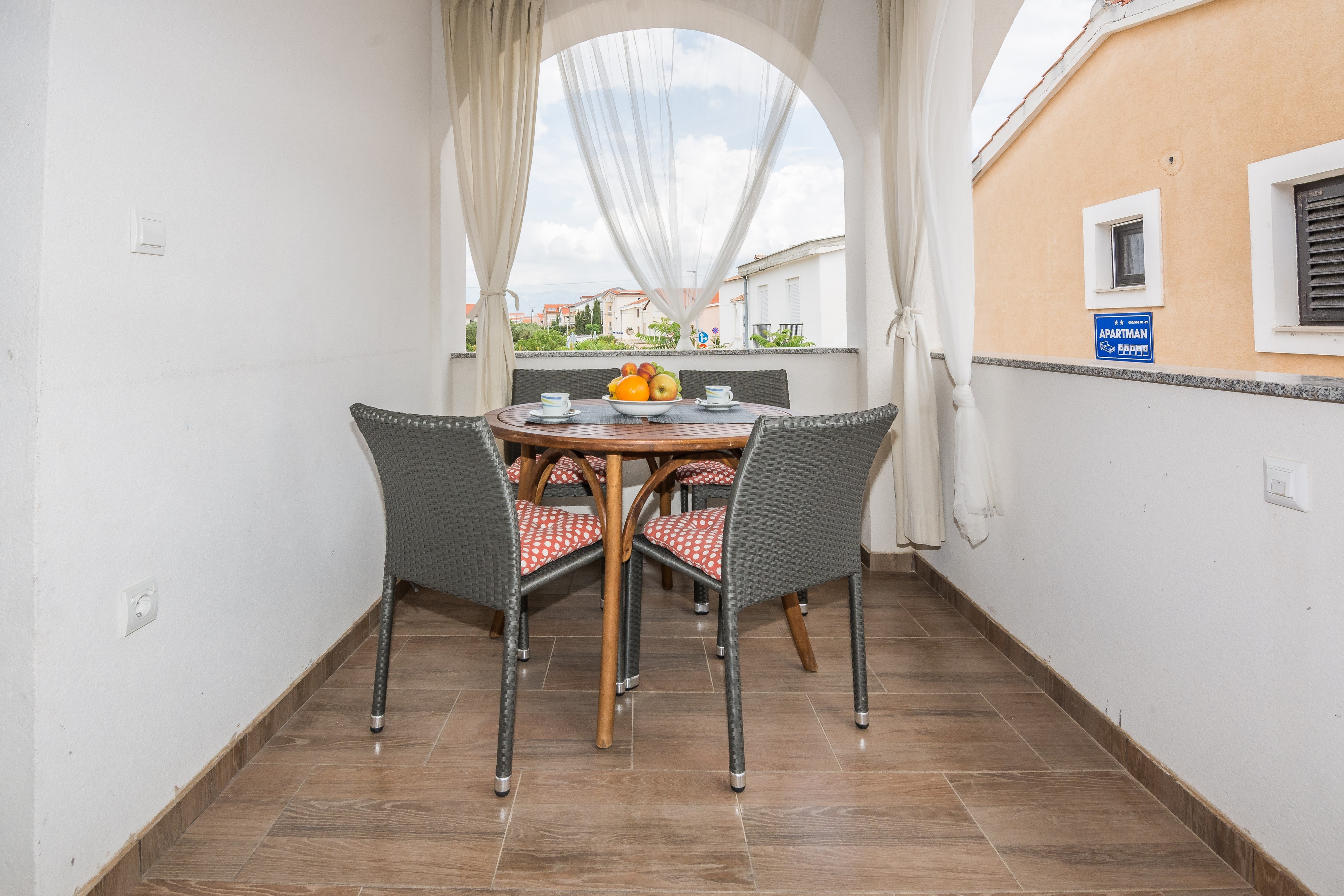 One bedroom apartment with balcony Vir  A-b