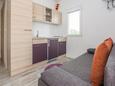 Obývací pokoj Vir, Obývací pokoj v ubytování typu apartment, s klimatizací a WiFi.