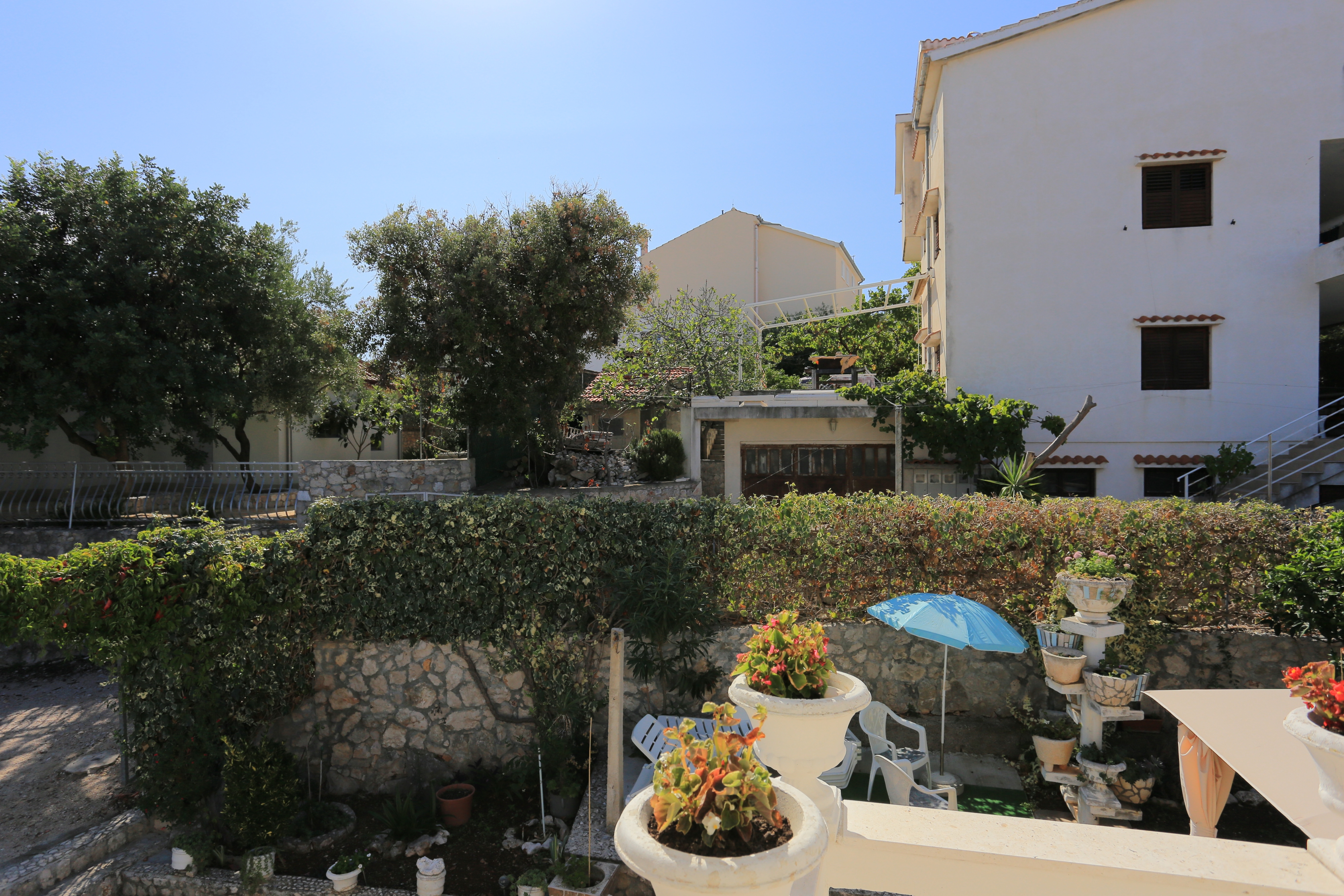 Two bedroom apartment with terrace and sea view Sevid, Trogir  A-b