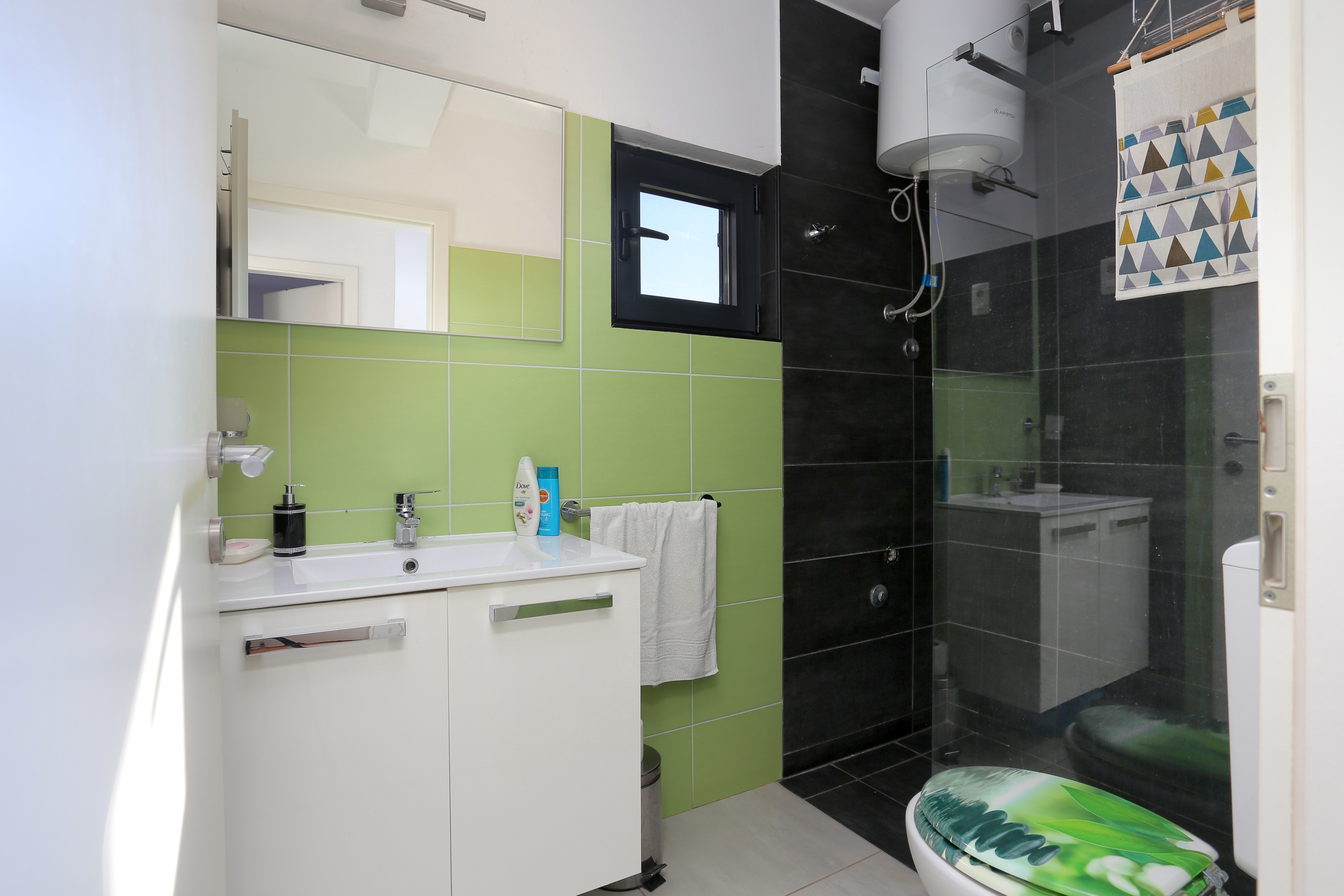 Two bedroom apartment near beach Grebaštica, Šibenik  A-a
