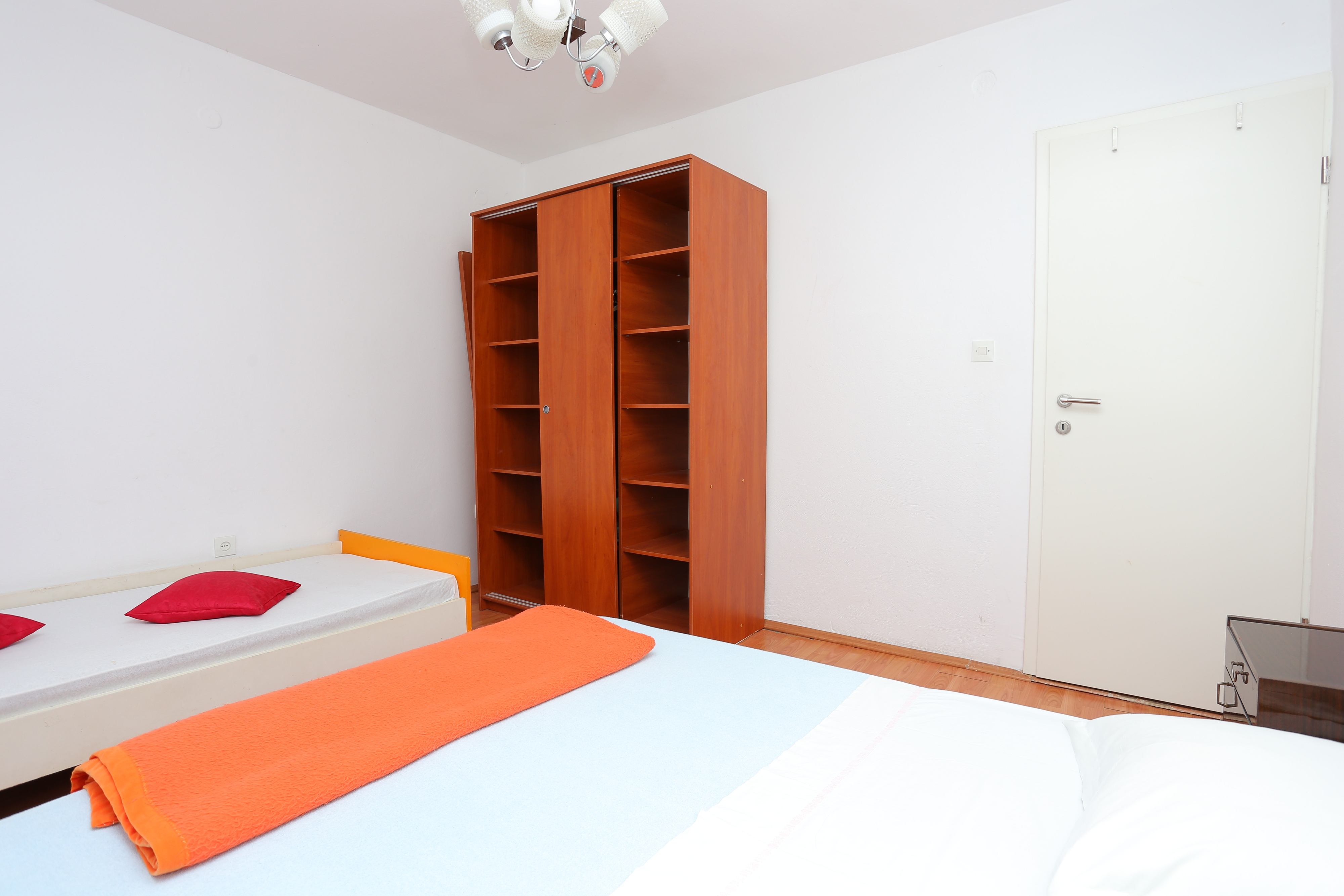 Two bedroom apartment near beach Grebaštica, Šibenik  A-a