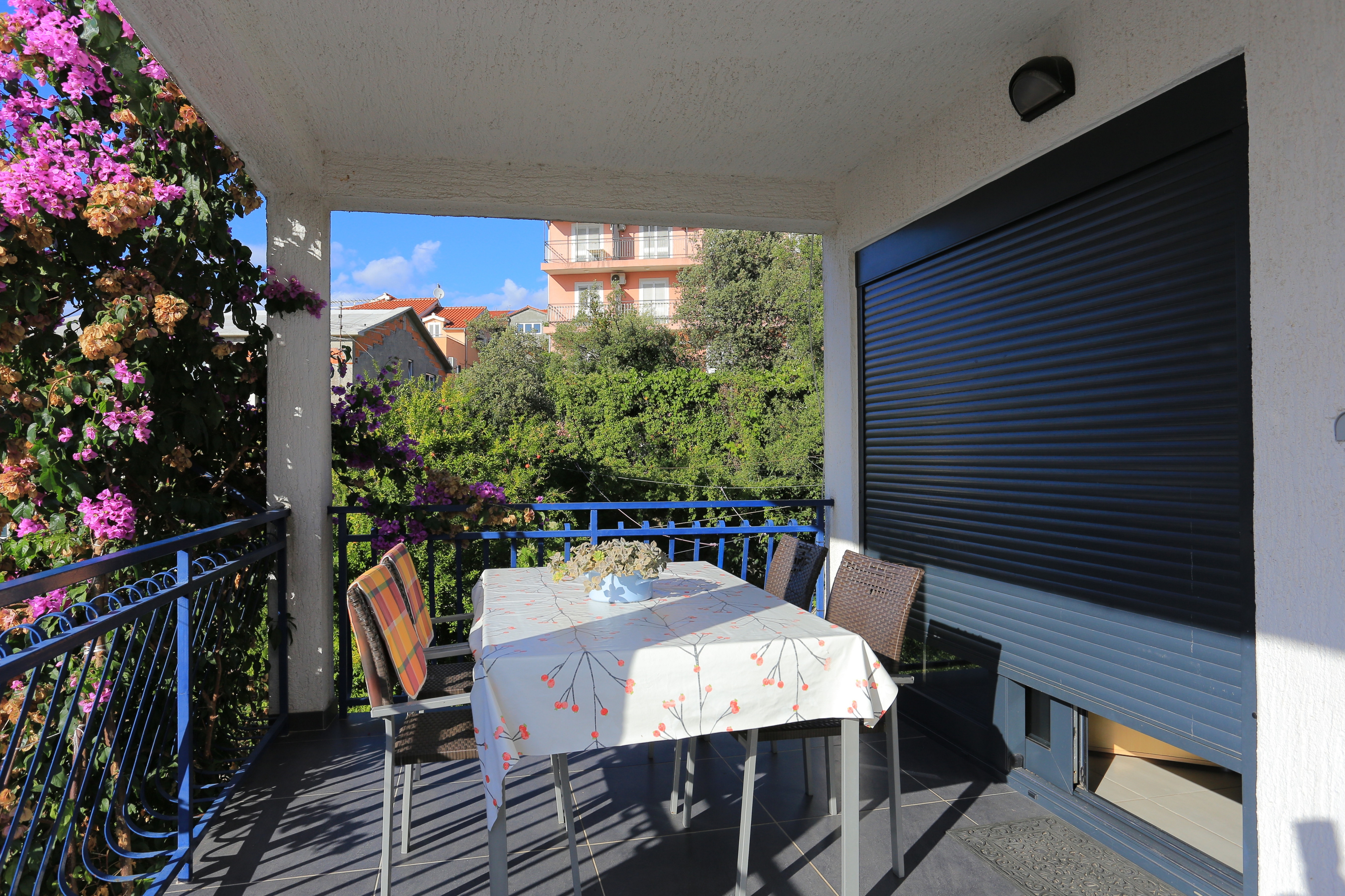 Two bedroom apartment near beach Grebaštica, Šibenik  A-a