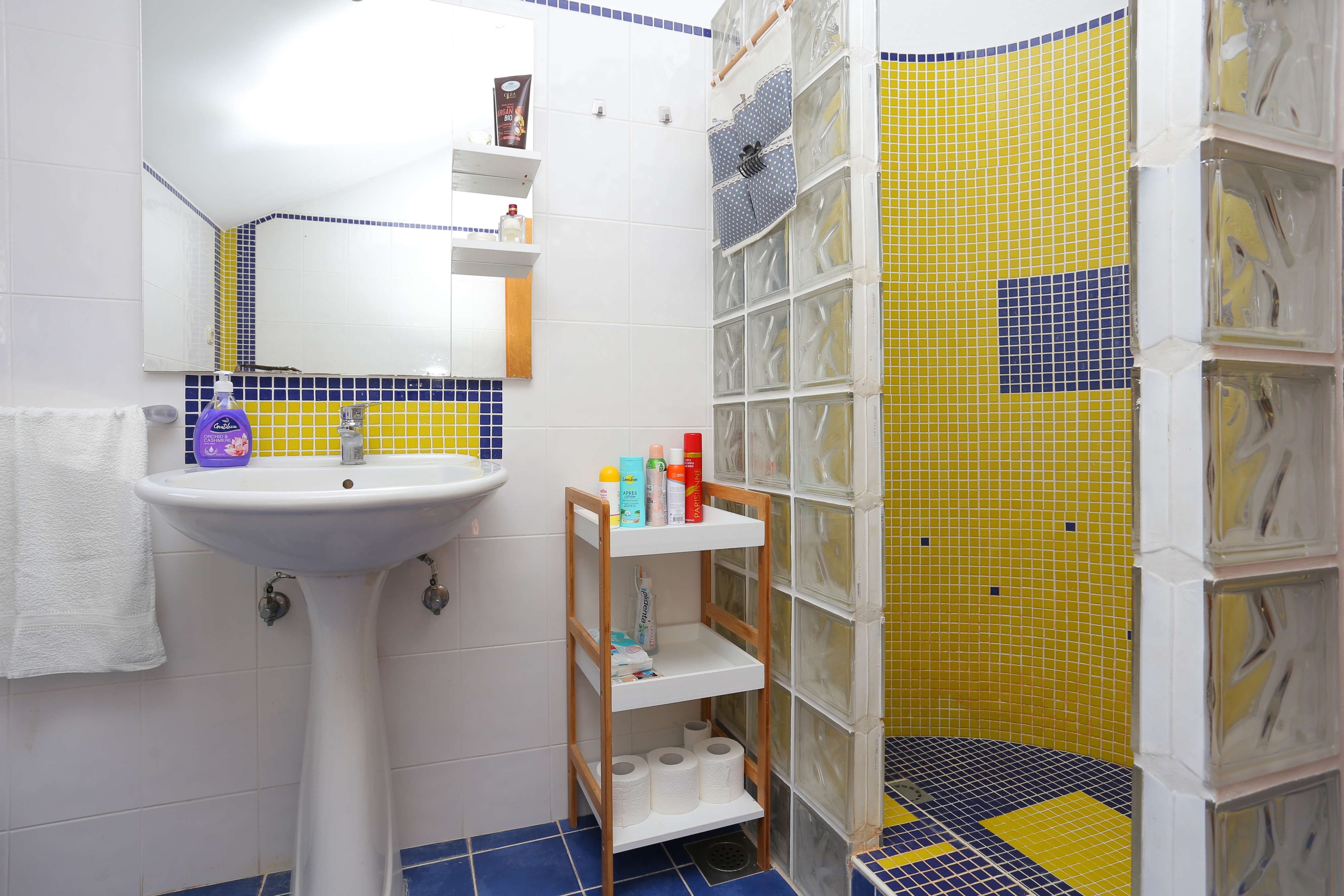 Two bedroom apartment near beach Grebaštica, Šibenik  A-b