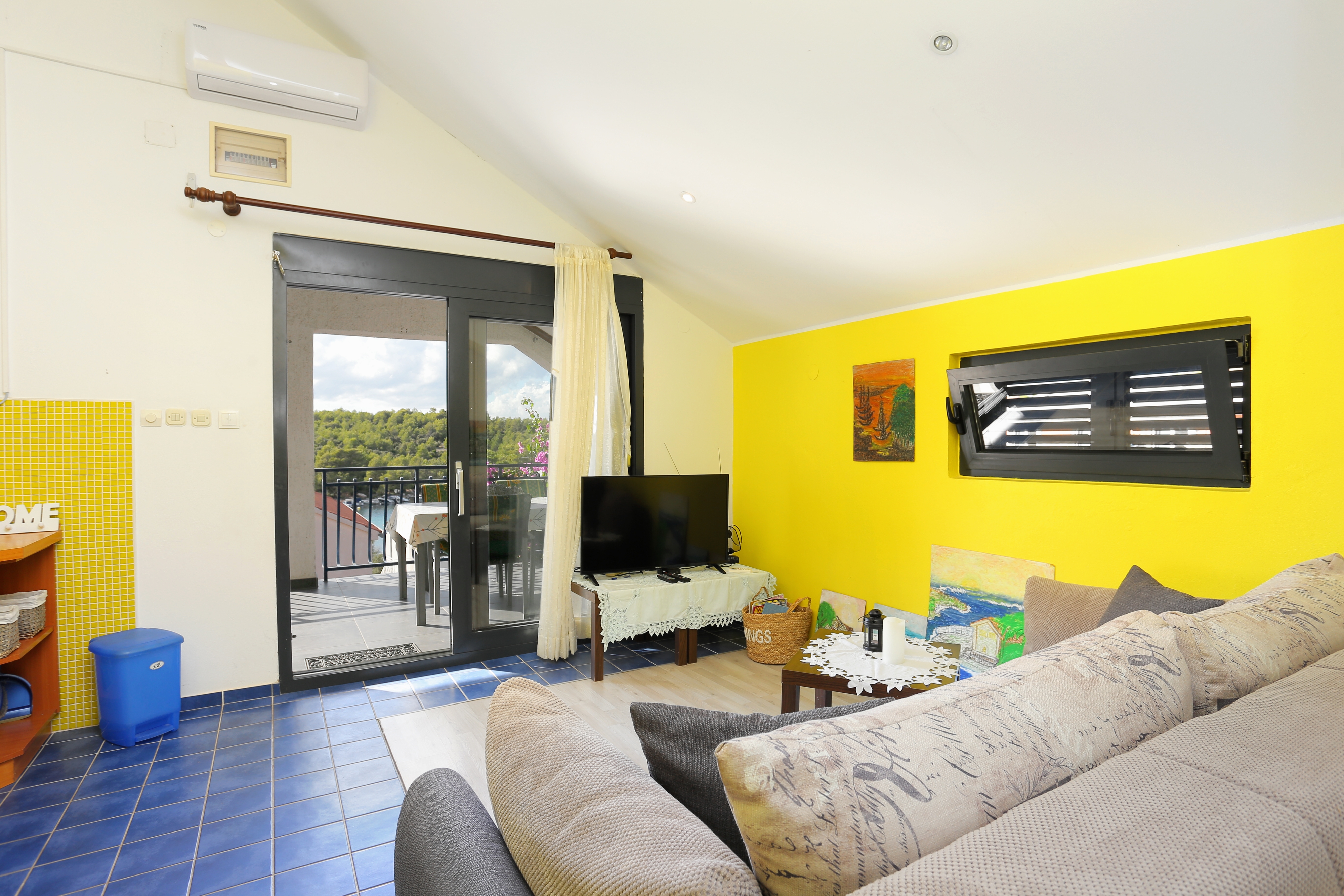 Two bedroom apartment near beach Grebaštica, Šibenik  A-b