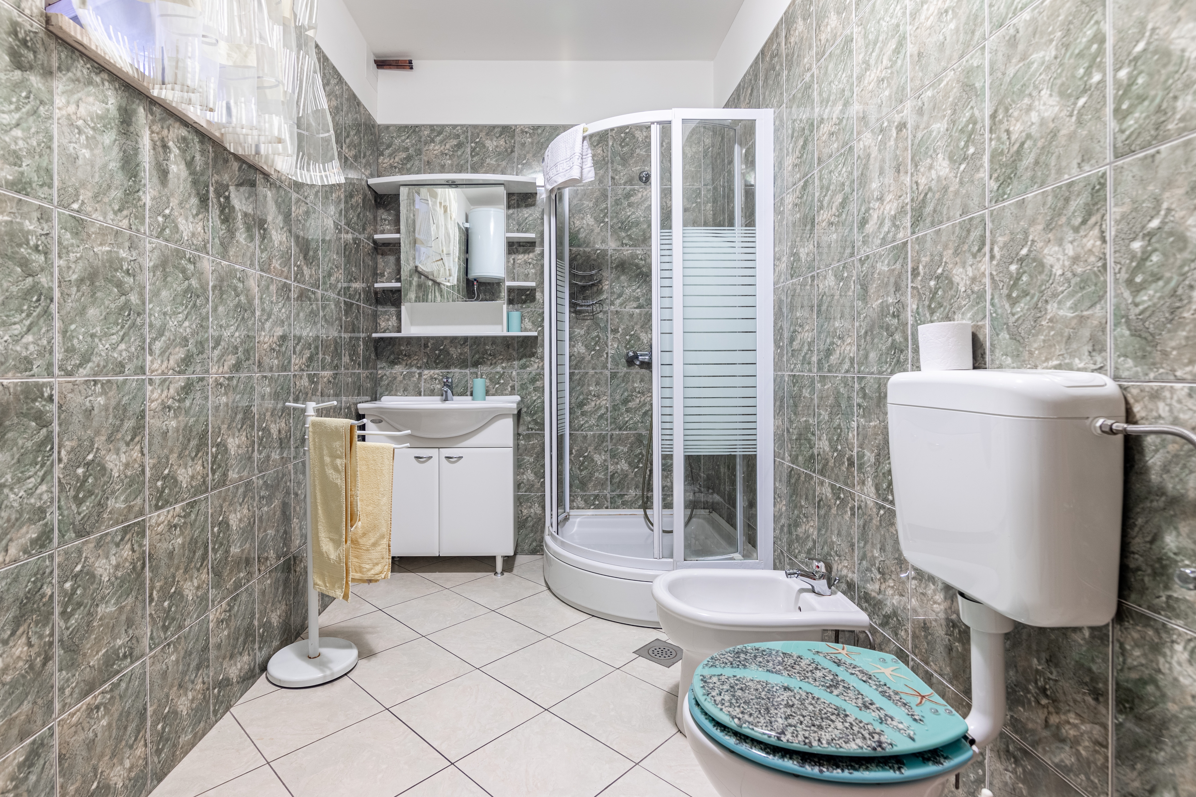 Two bedroom apartment with terrace Postira, Brač  A-a