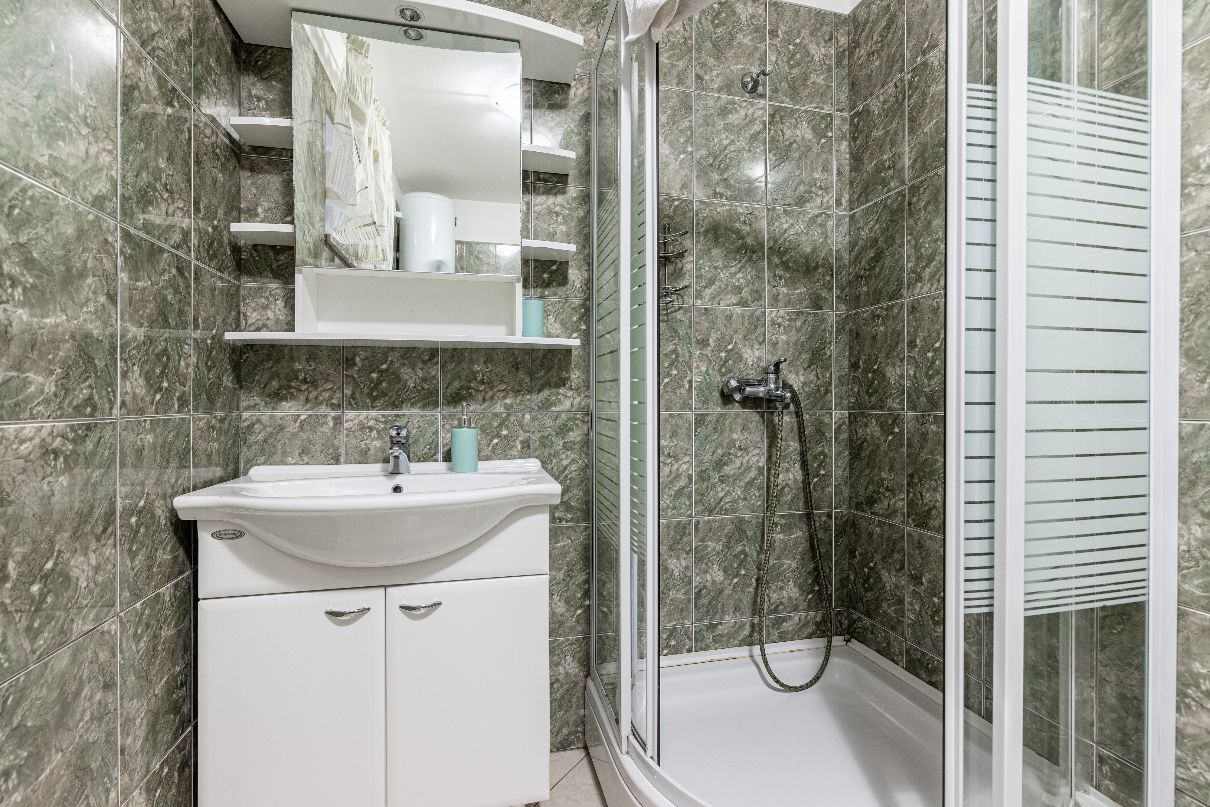 Two bedroom apartment with terrace Postira, Brač  A-a