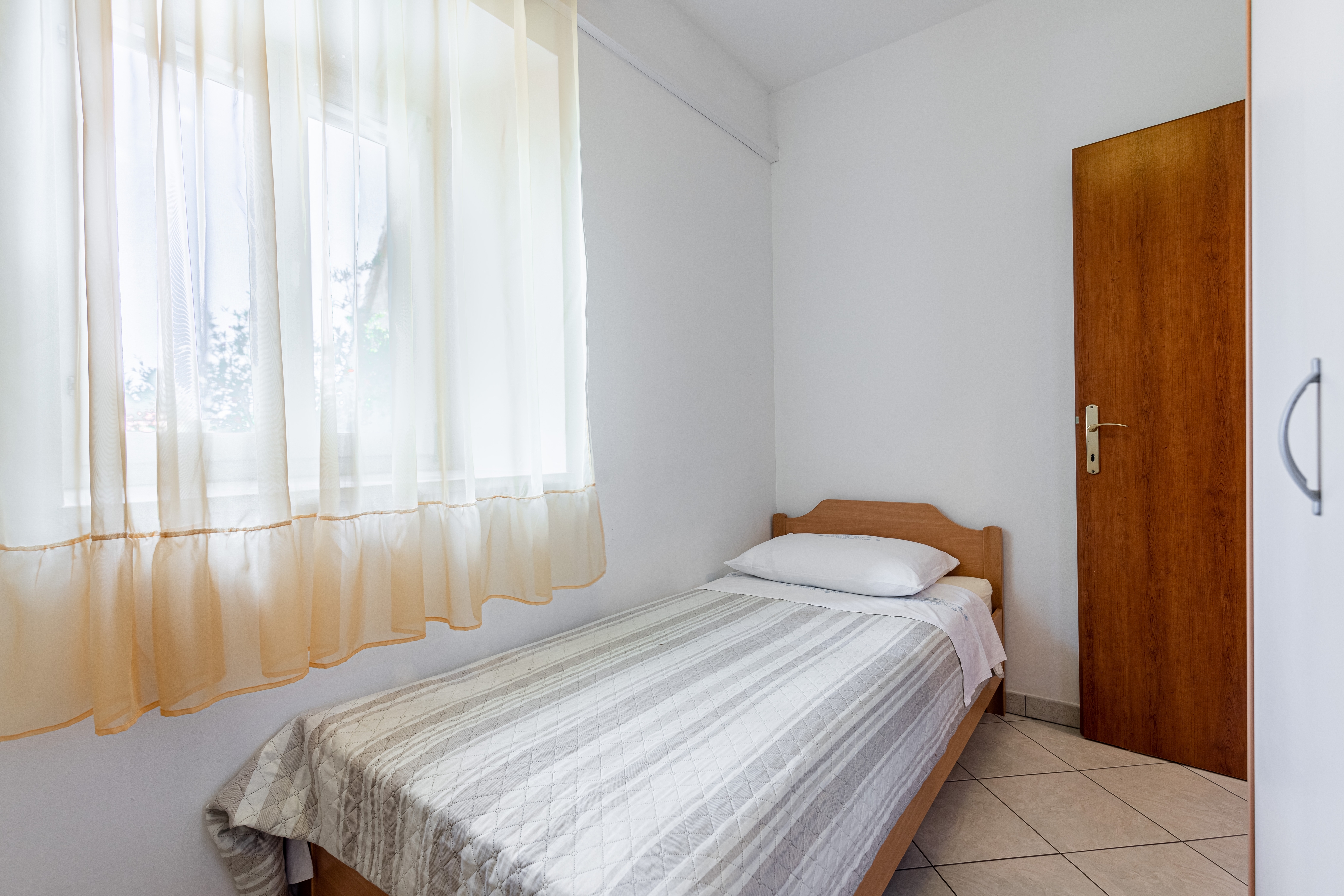 Two bedroom apartment with terrace Postira, Brač  A-a