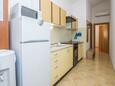 Kuchyně Vir, Kuchyně v ubytování typu apartment, s klimatizací a WiFi.