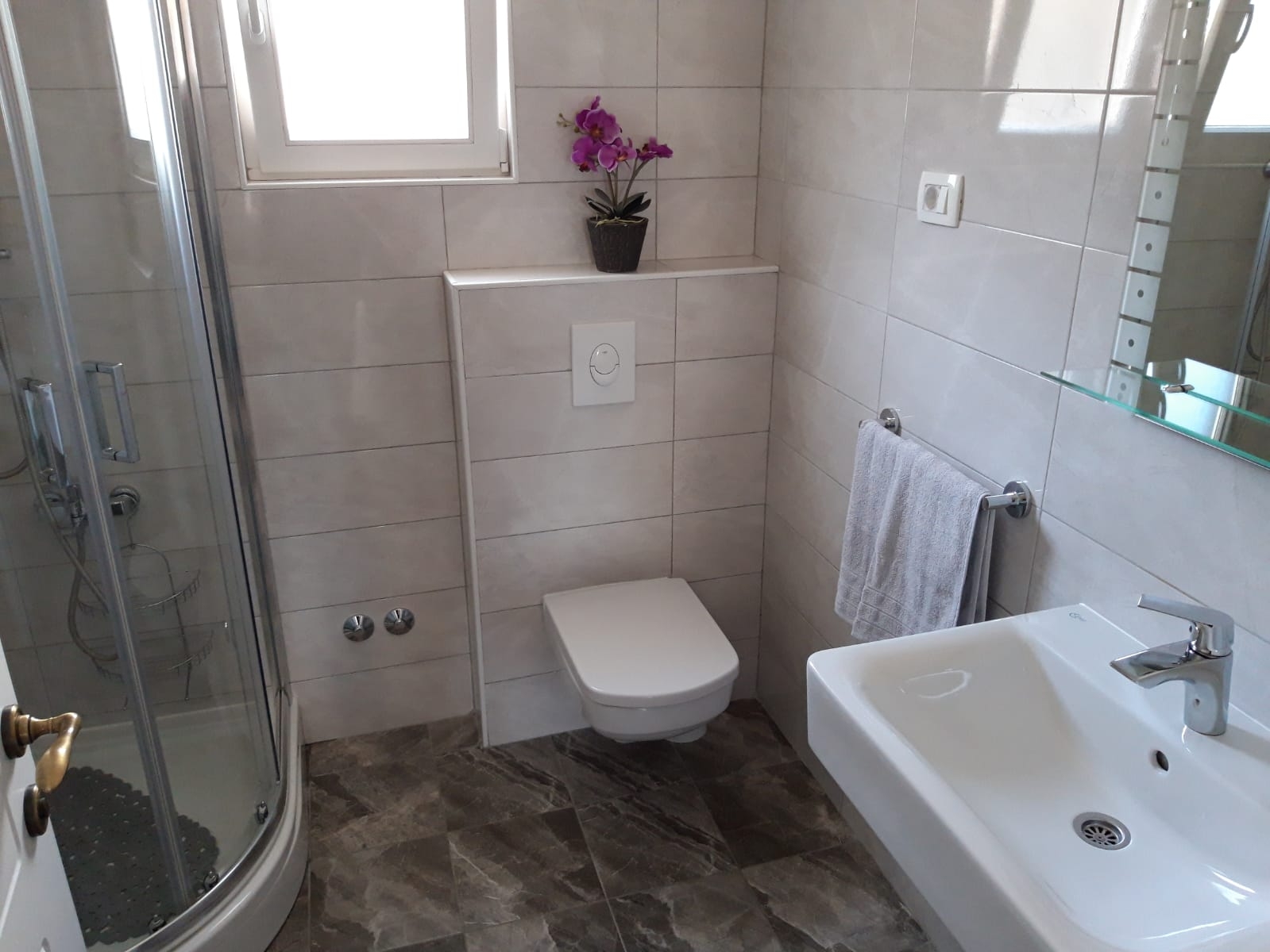 Two bedroom apartment with terrace and sea view Tkon, Pašman  A-a