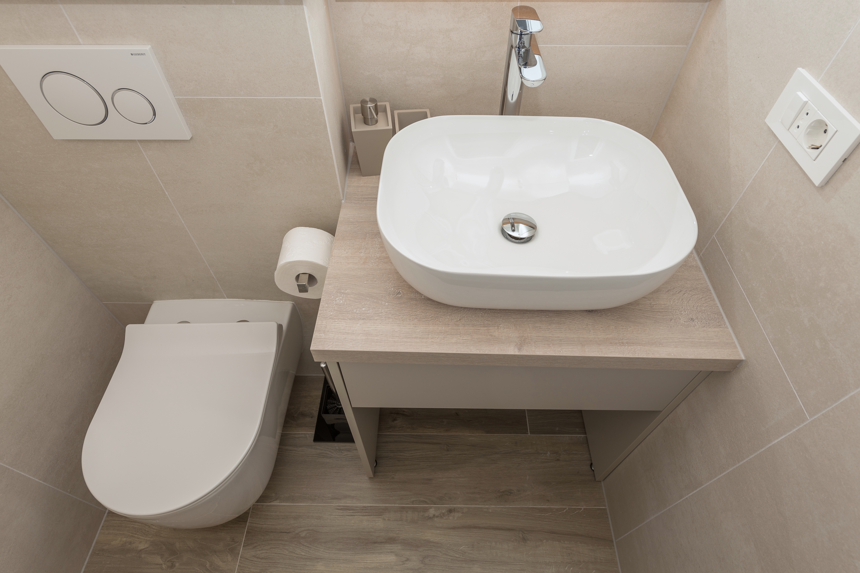 Two bedroom apartment with terrace Makarska  A-a