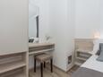 Dormitorio 2 Makarska, Dormitorio 2 in the apartment, (pet friendly) y WiFi.