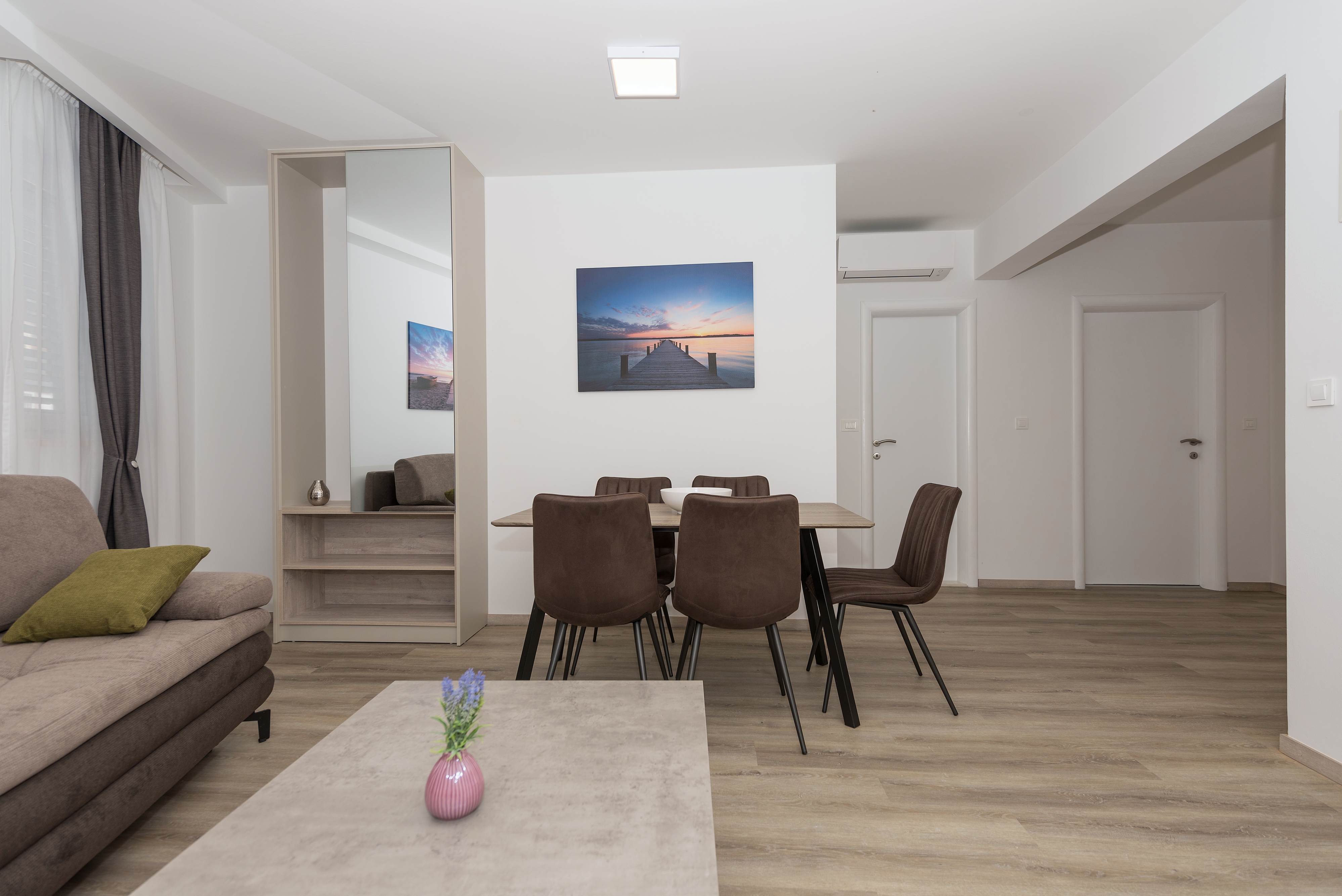 Two bedroom apartment with terrace Makarska  A-a