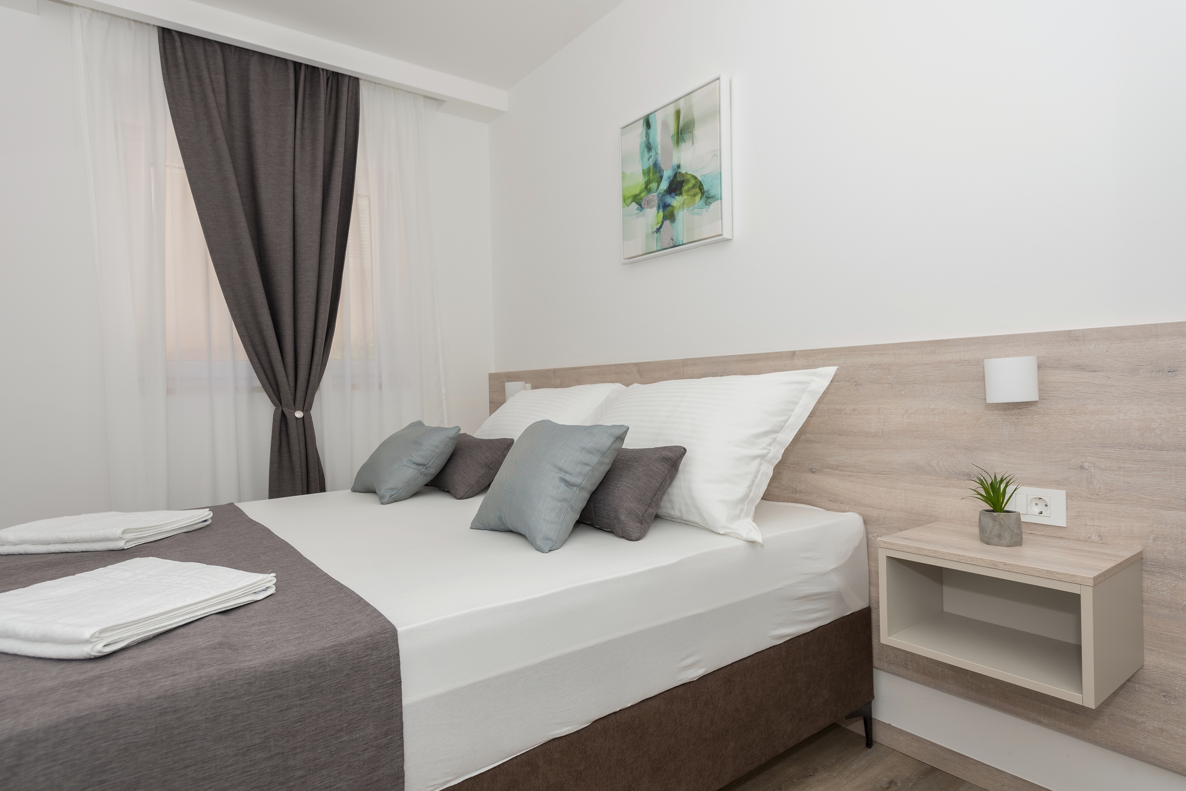 One bedroom apartment with terrace Makarska  A-c