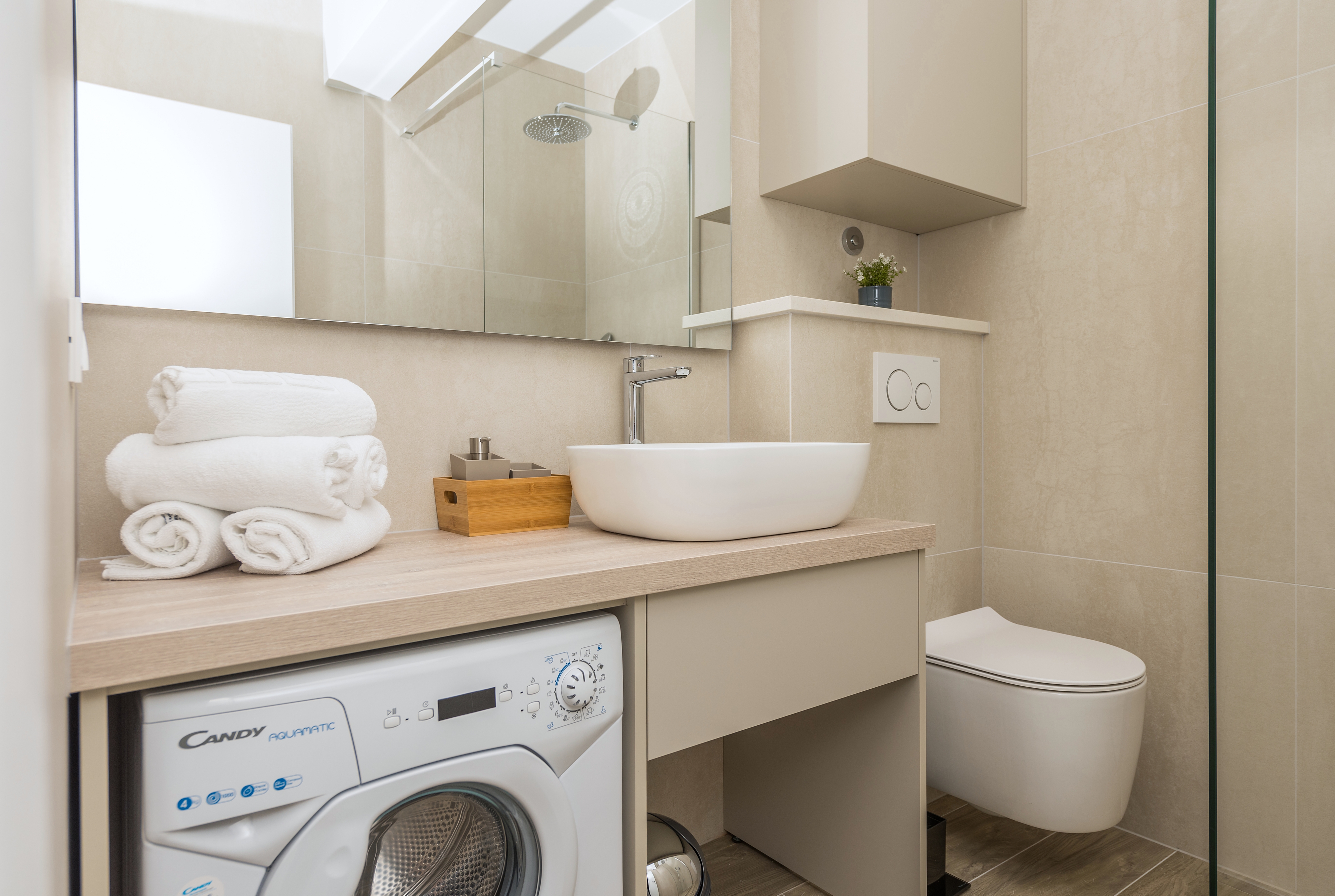 One bedroom apartment with terrace Makarska  A-d