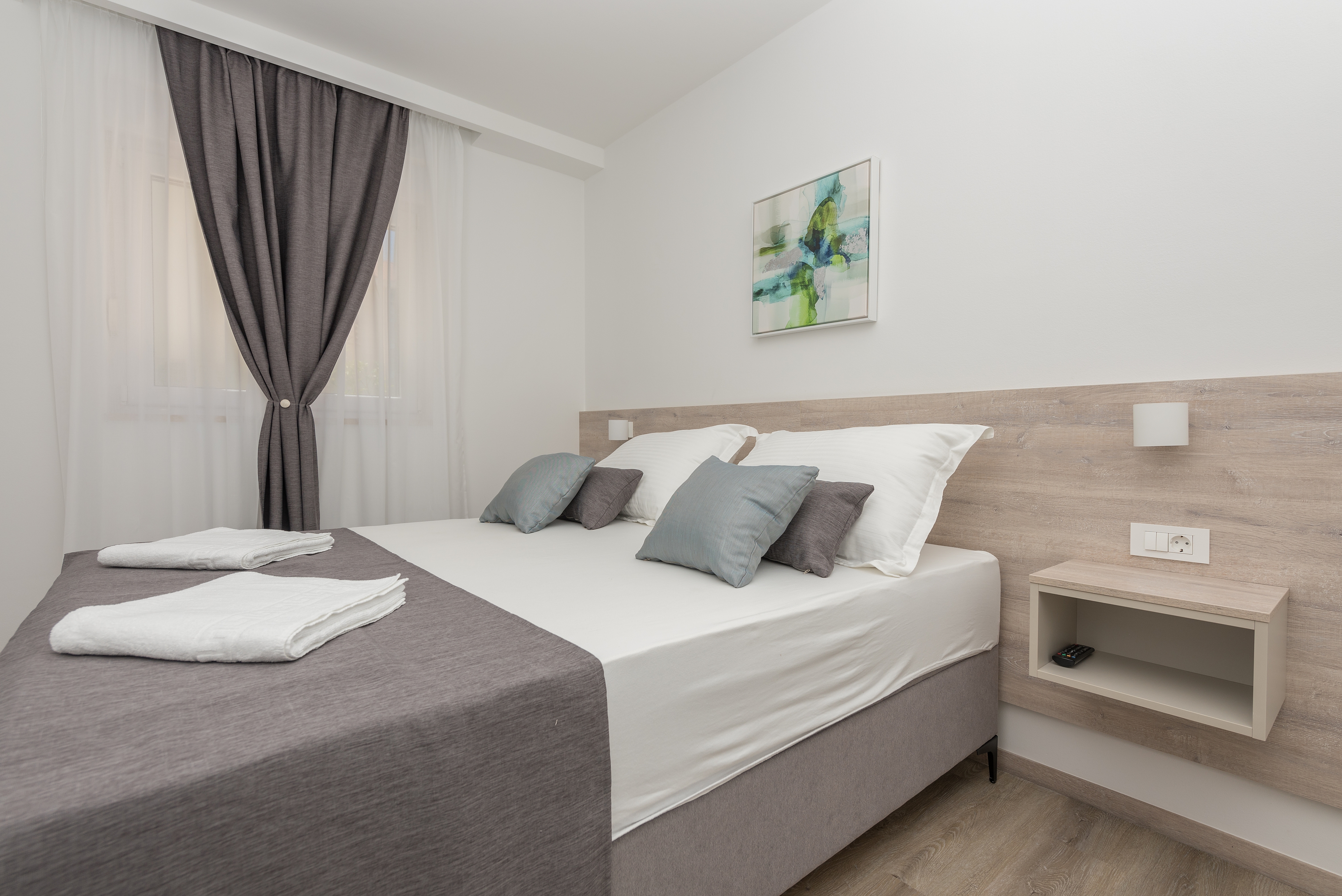 One bedroom apartment with terrace Makarska  A-d