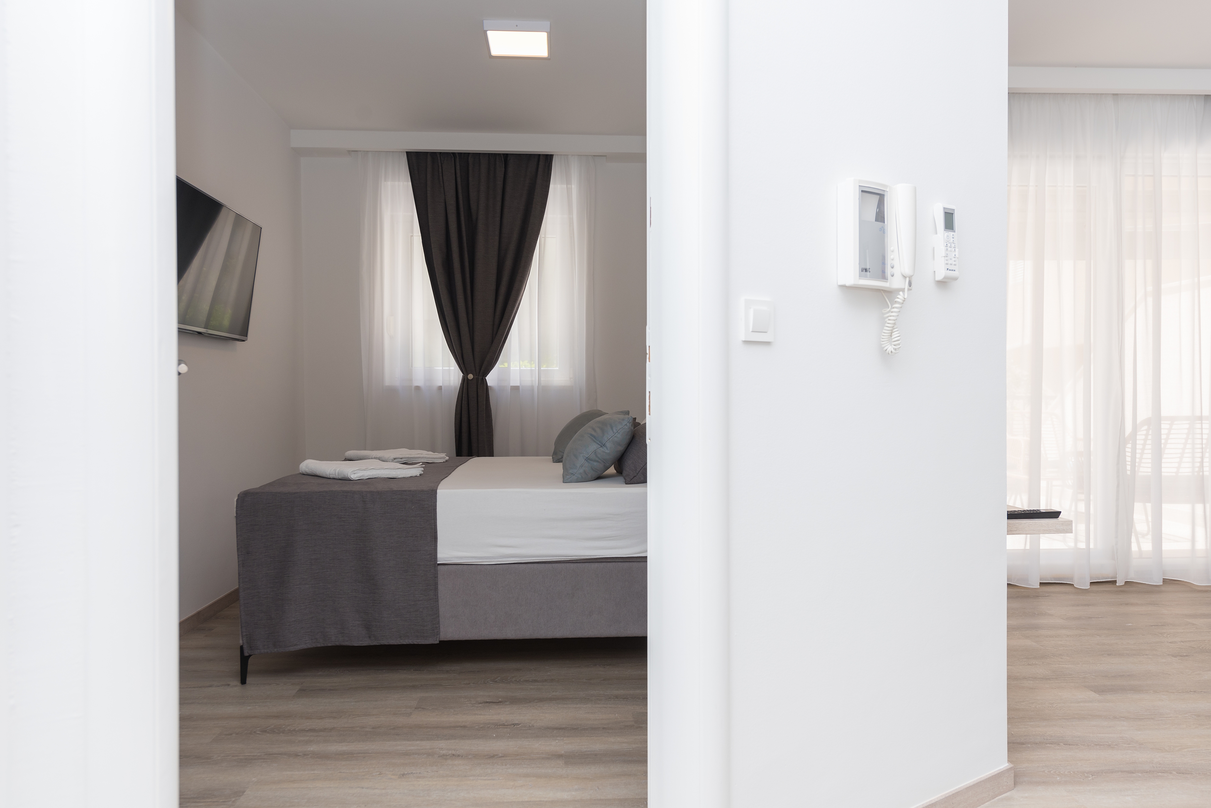 One bedroom apartment with terrace Makarska  A-d