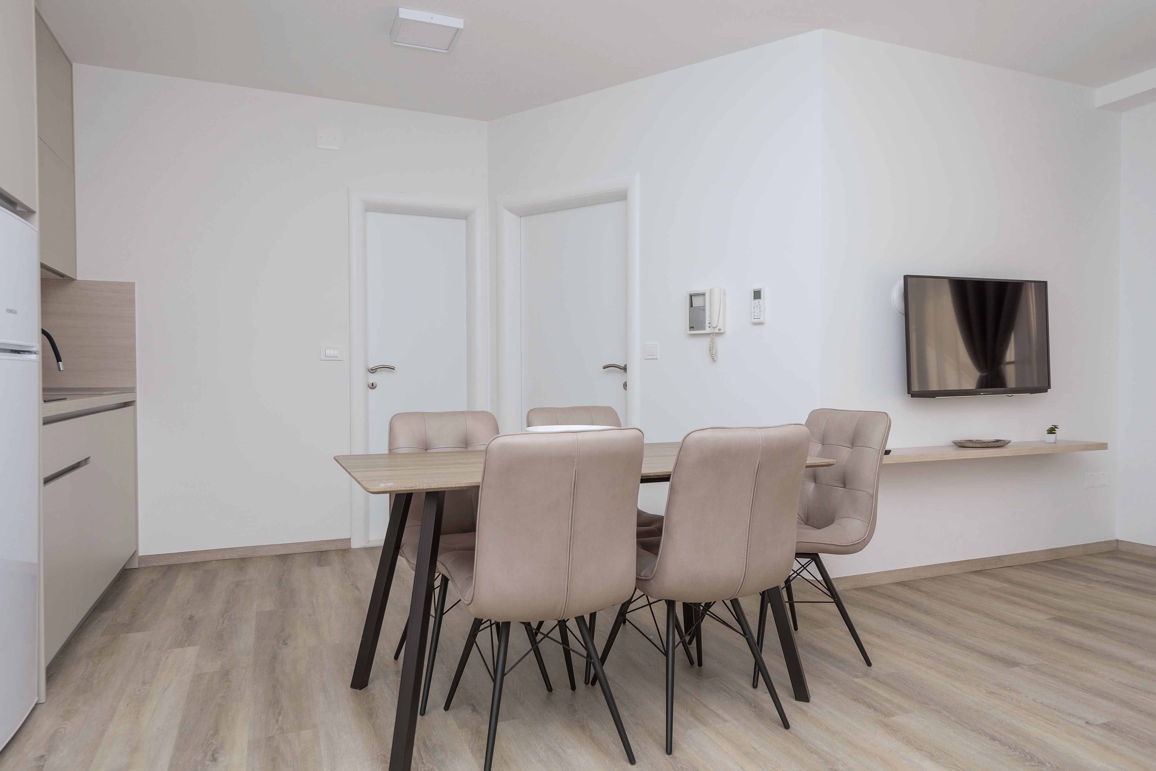 One bedroom apartment with terrace Makarska  A-d