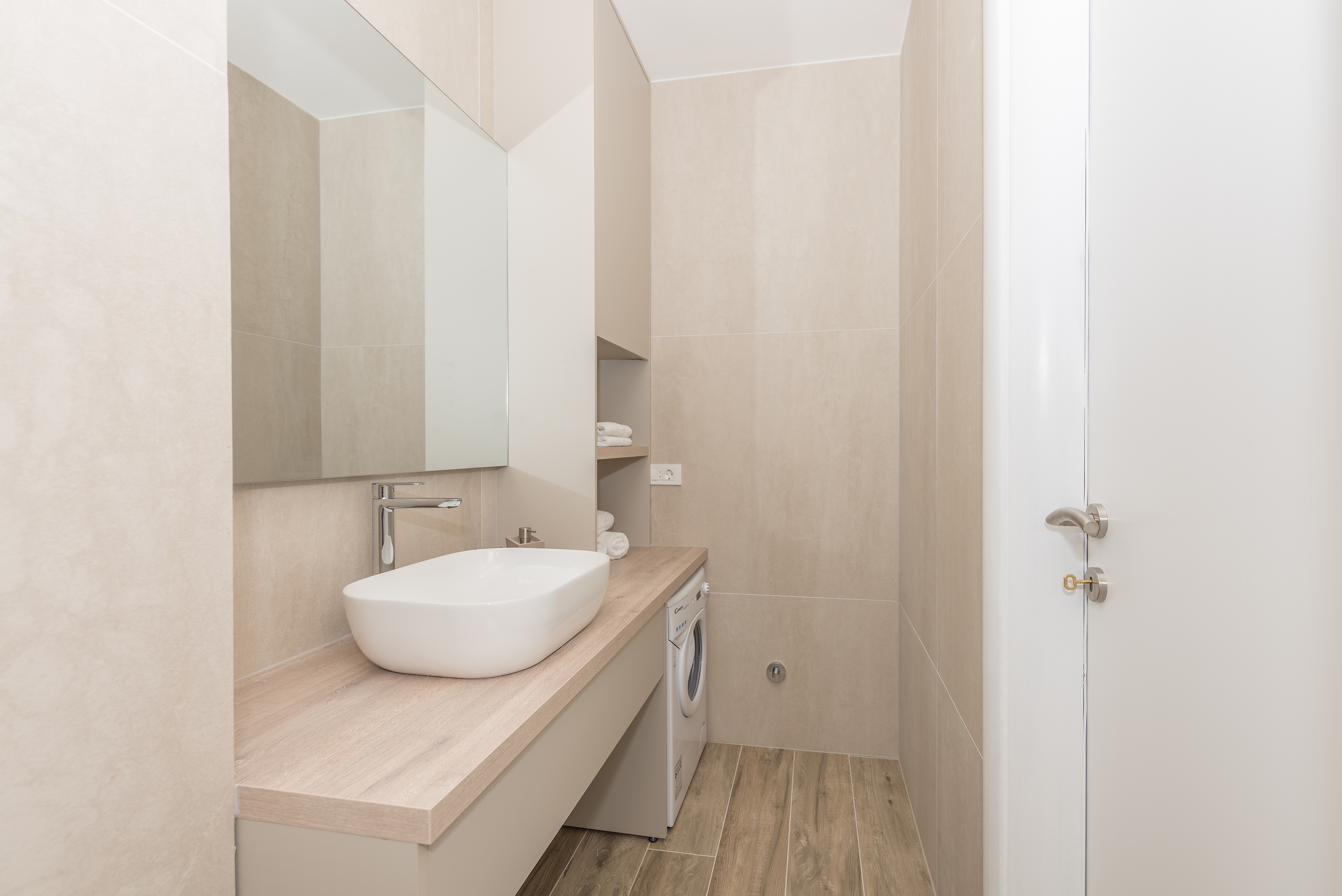 One bedroom apartment with terrace Makarska  A-e